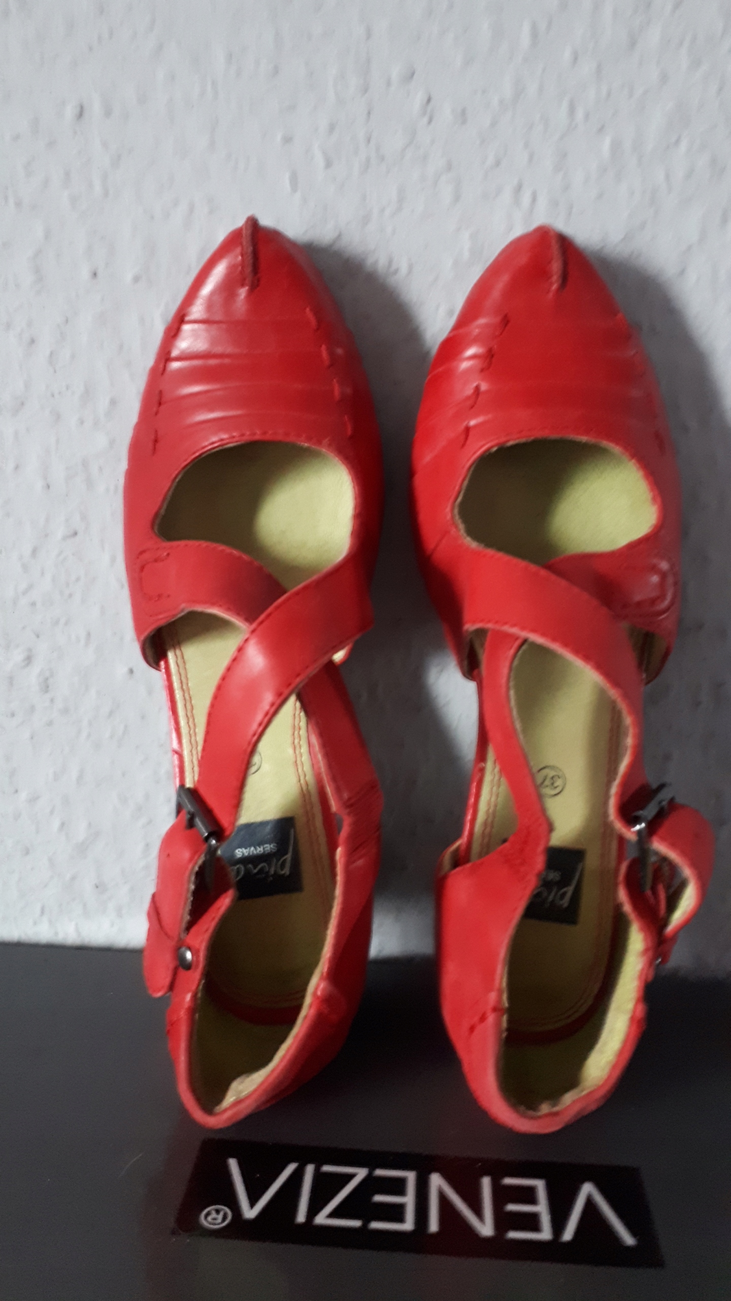 PIUDI SERVAS PÓŁBUTY DAMSKIE 37 Odcień koralowy