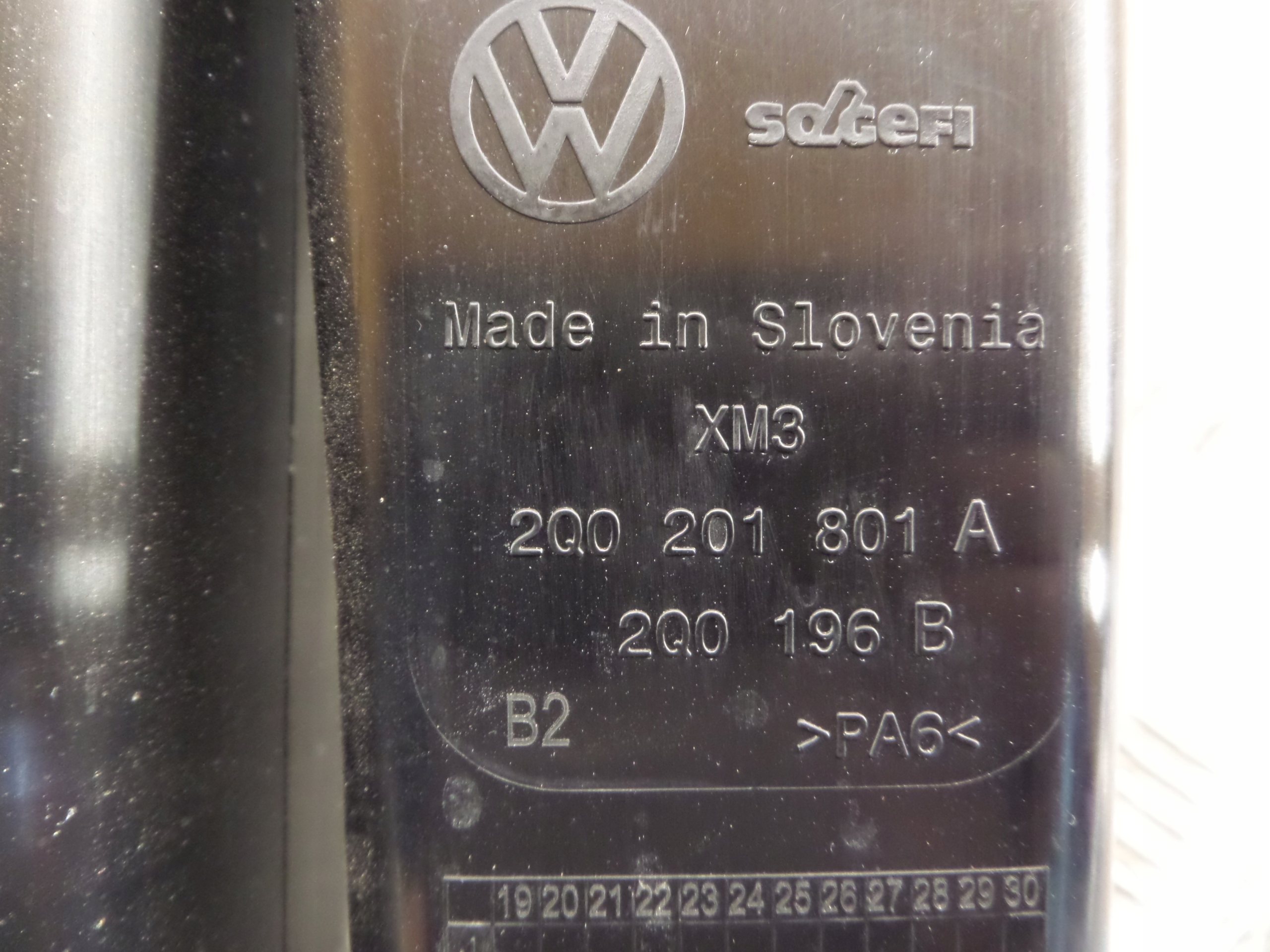 VW SKODA SEAT AUDI A1 uhlíkový filtr 2Q0201801A 2Q0196B originál