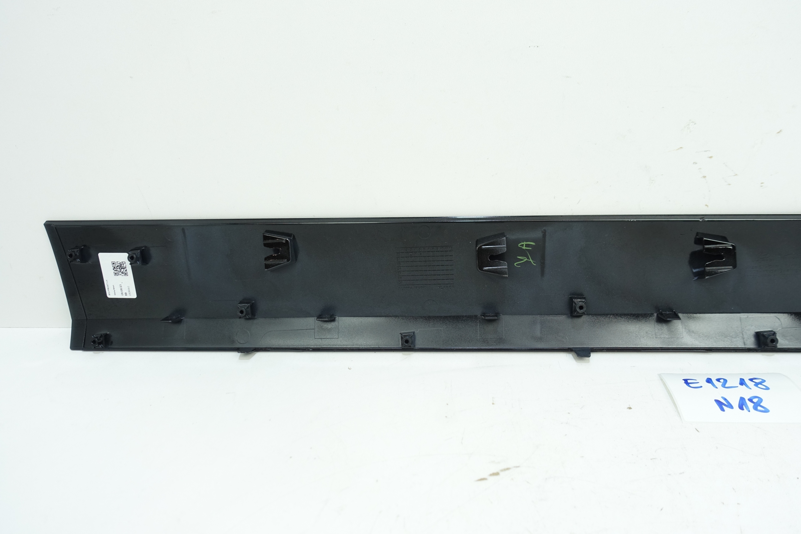 moulding door left front HYUNDAI KONA ELEKTRYK 22