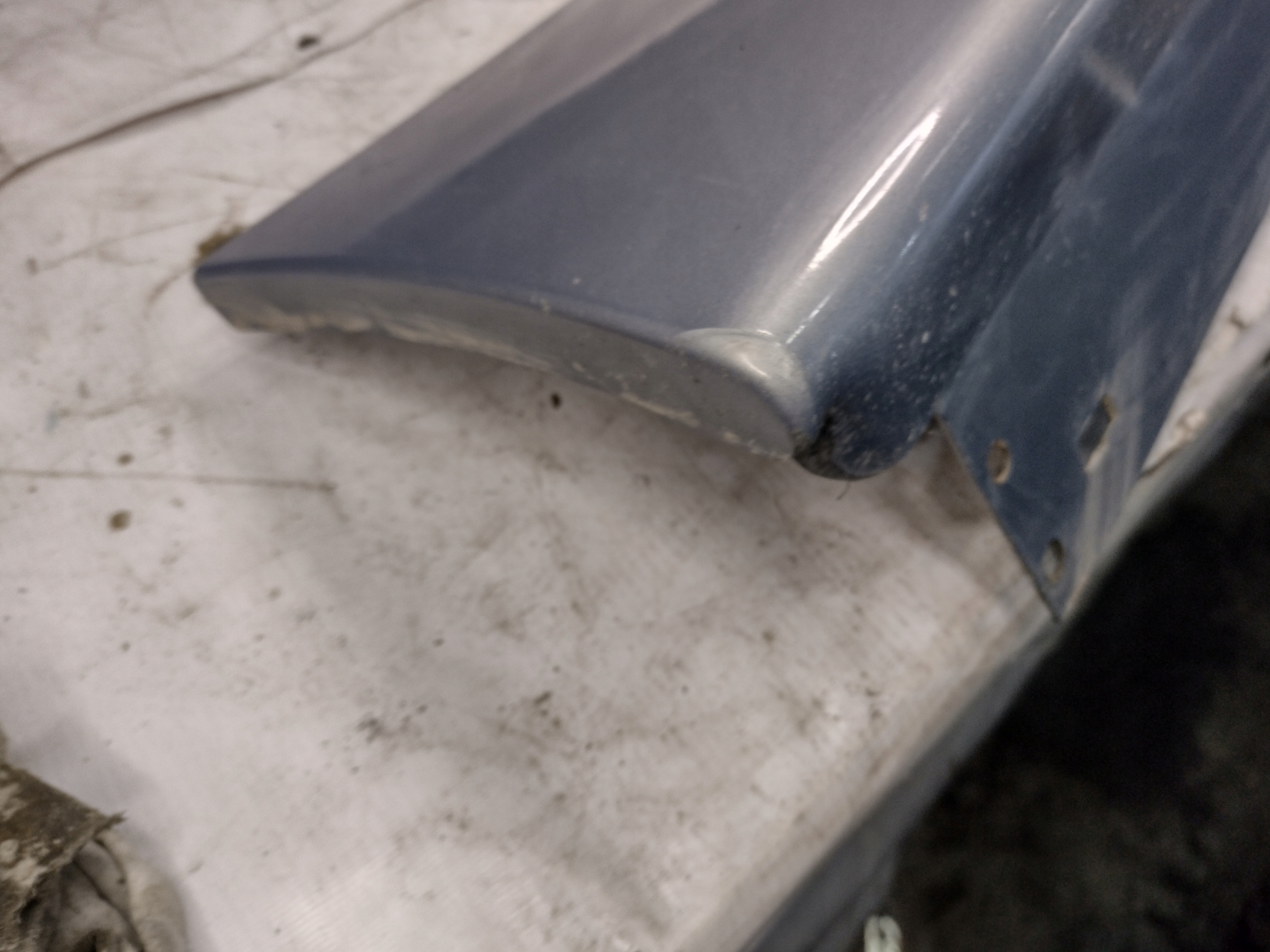 right moulding threshold BMW E90 k: Arktis Metallic (A34/7)