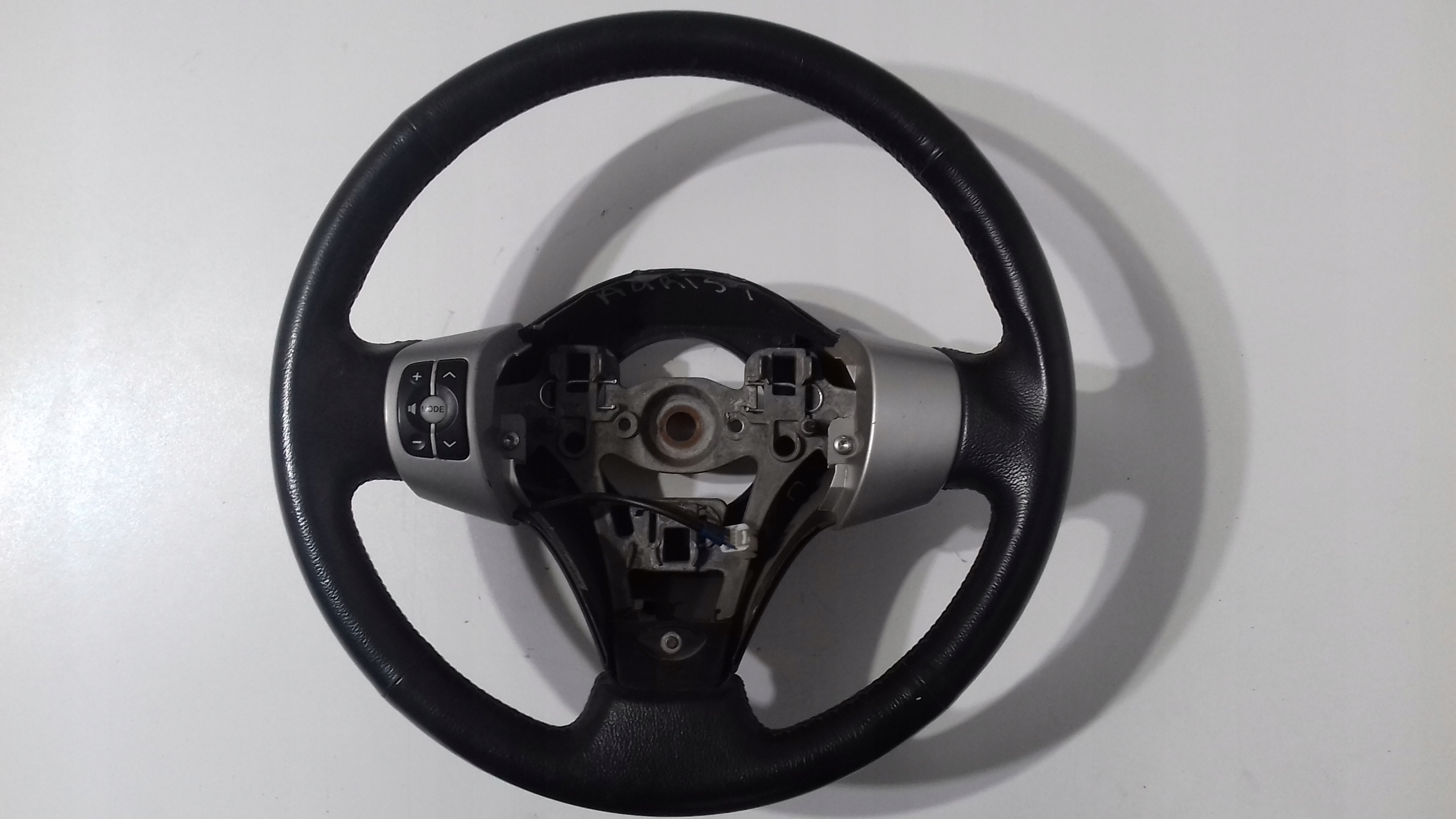 TOYOTA AURIS I E15 KIEROWNICA SKÓRZANA SKÓRA