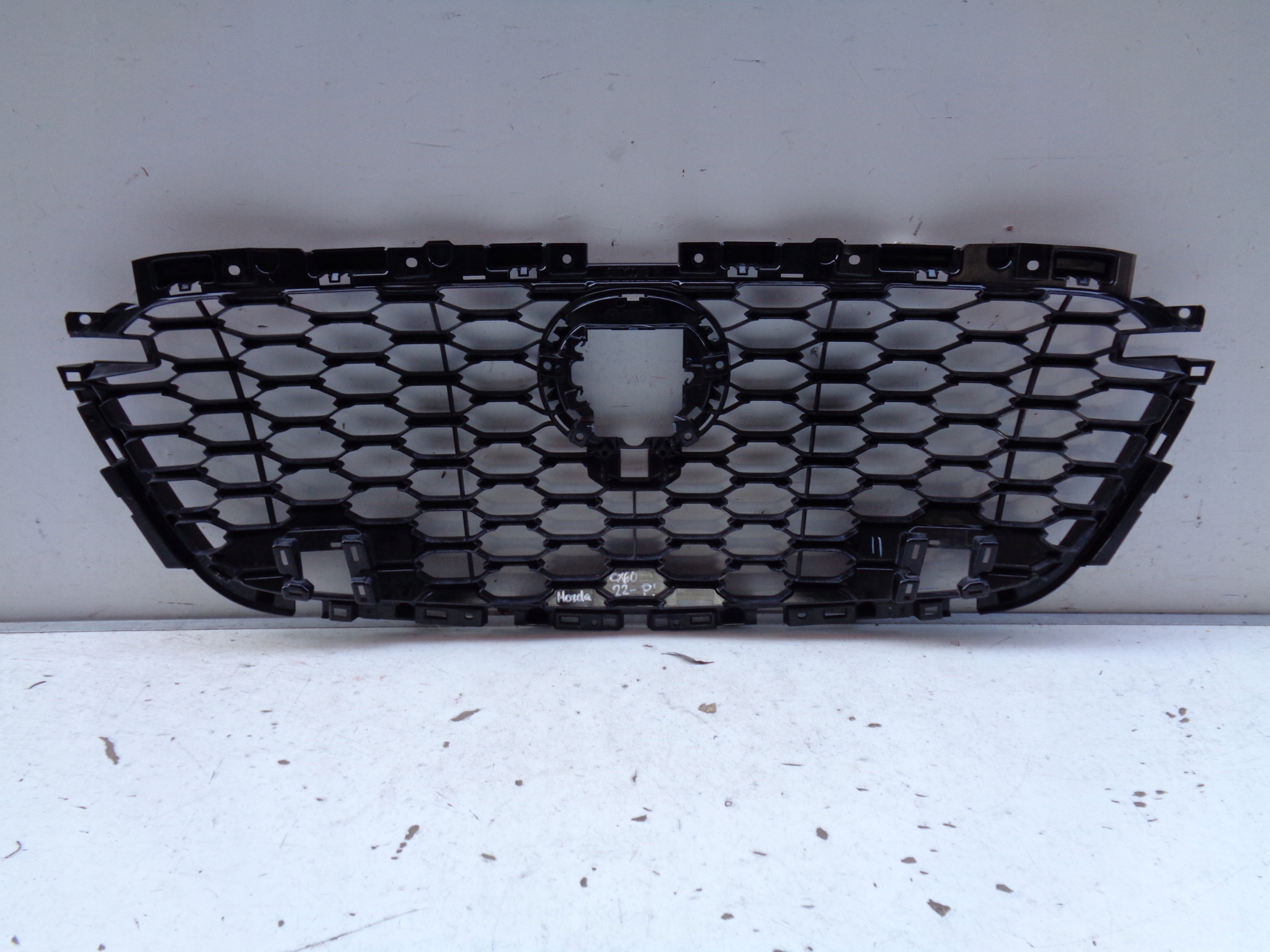 Grille MAZDA CX60 22