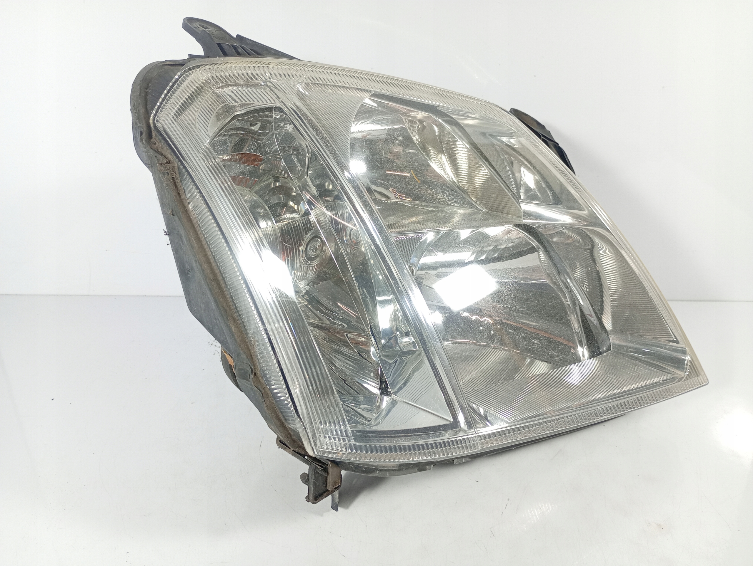 Opel Vectra C 02-08 REFLEKTOR light right front original OE 93321053