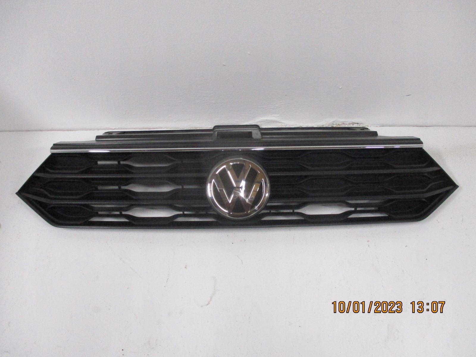 VW T-Roc A1 Kühlergrill FRONTGRILL Kühlergitter 2GA853651L - Thumbnail 1