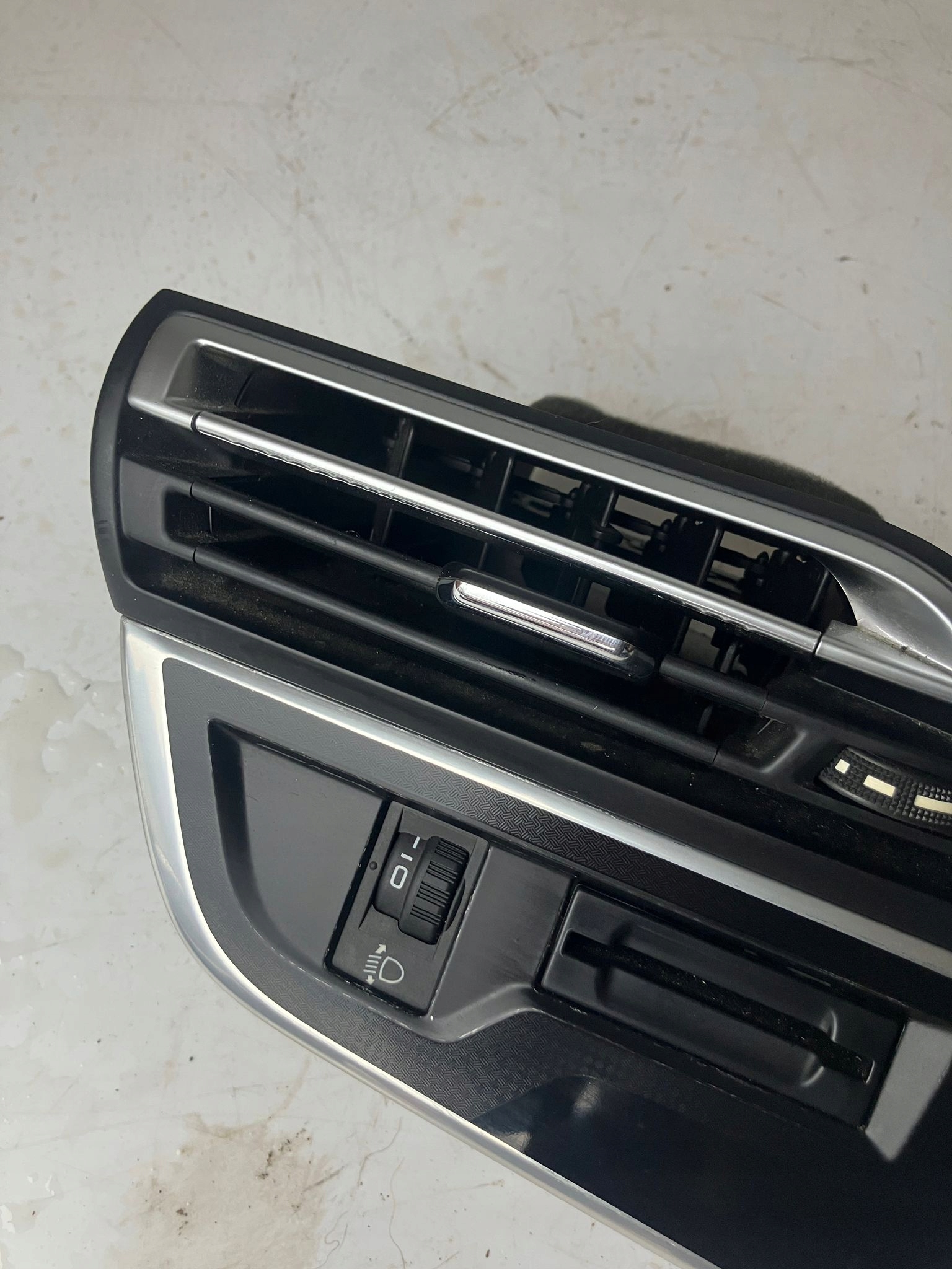 grid air conditioning devices left CITROEN C4 PICASSO II EUROPA CHROM EXCLUSIVE