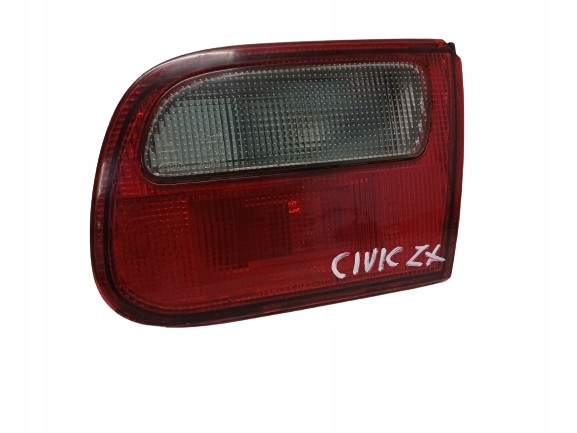 HONDA CIVIC 5 V 1.3 91-96 LAMPA W KLAPIE PRAWY TYŁ 043-1124