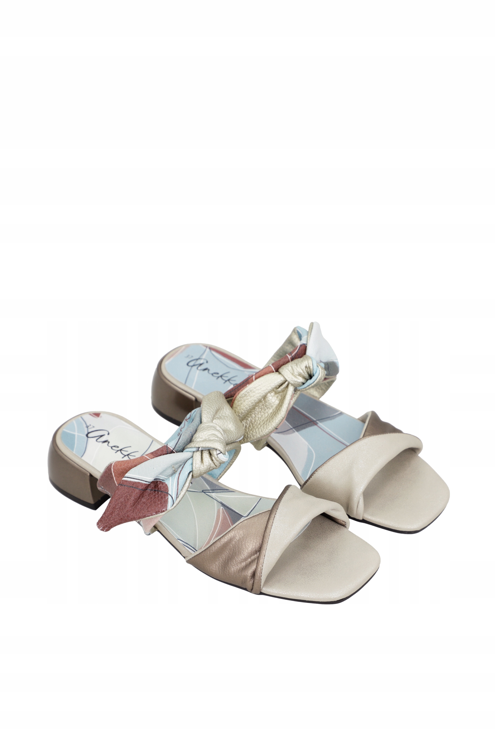 Anekke Sophia Auralis Kožené Nazouváky Sandály na podpatku Vel 39