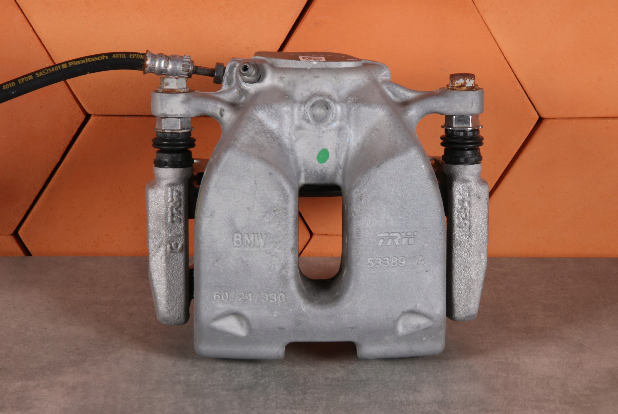 BMW X3 G01 X4 G02 G20 caliper brake left front front 6882253 60/24/330