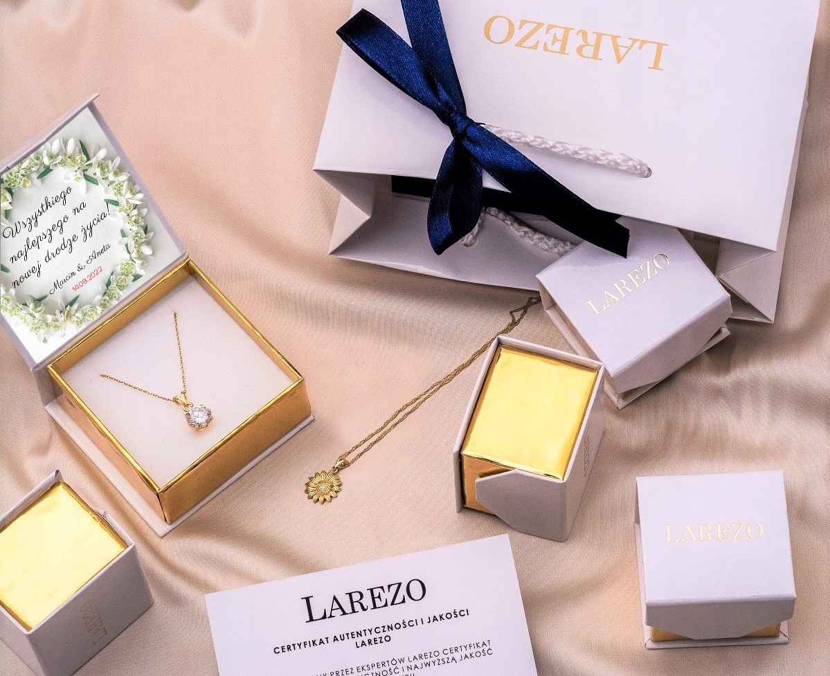 Naszyjnik złoty Literka M Litera + WŁASNY NADRUK Próba srebra 925