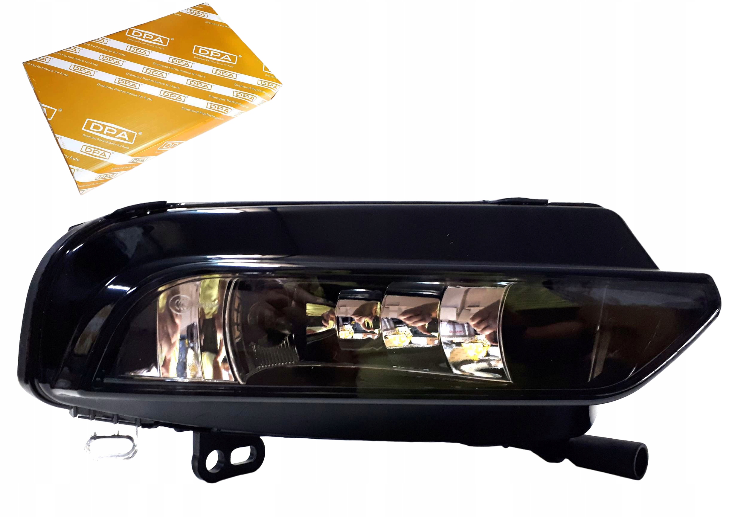 99411787202 - Фара галогенна лампа права AUDI A3 8V0941700C