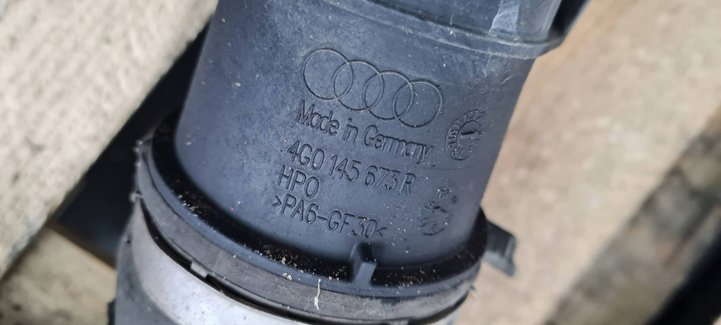 A7 4G prijenos cijev interkulera 3.0 TDI 4G0145673R A6 C7 4G