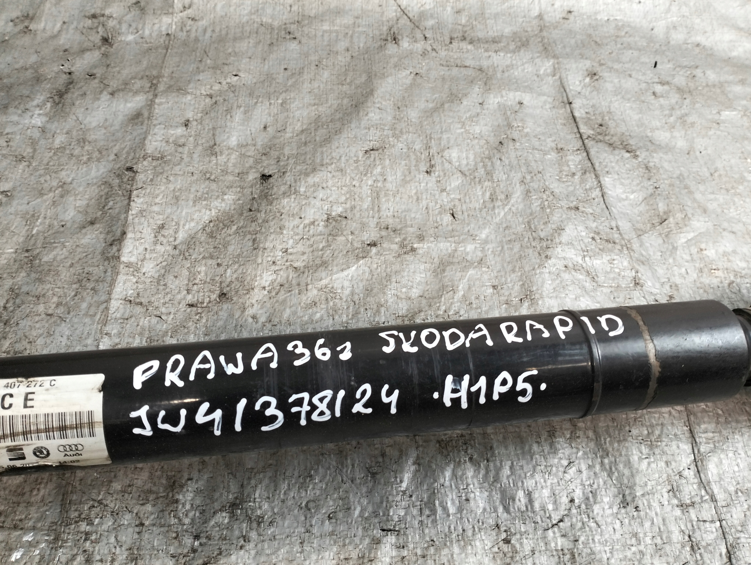 semi-axis right front SKODA RAPID 1.4D 36Z 2015r 6C0407272C