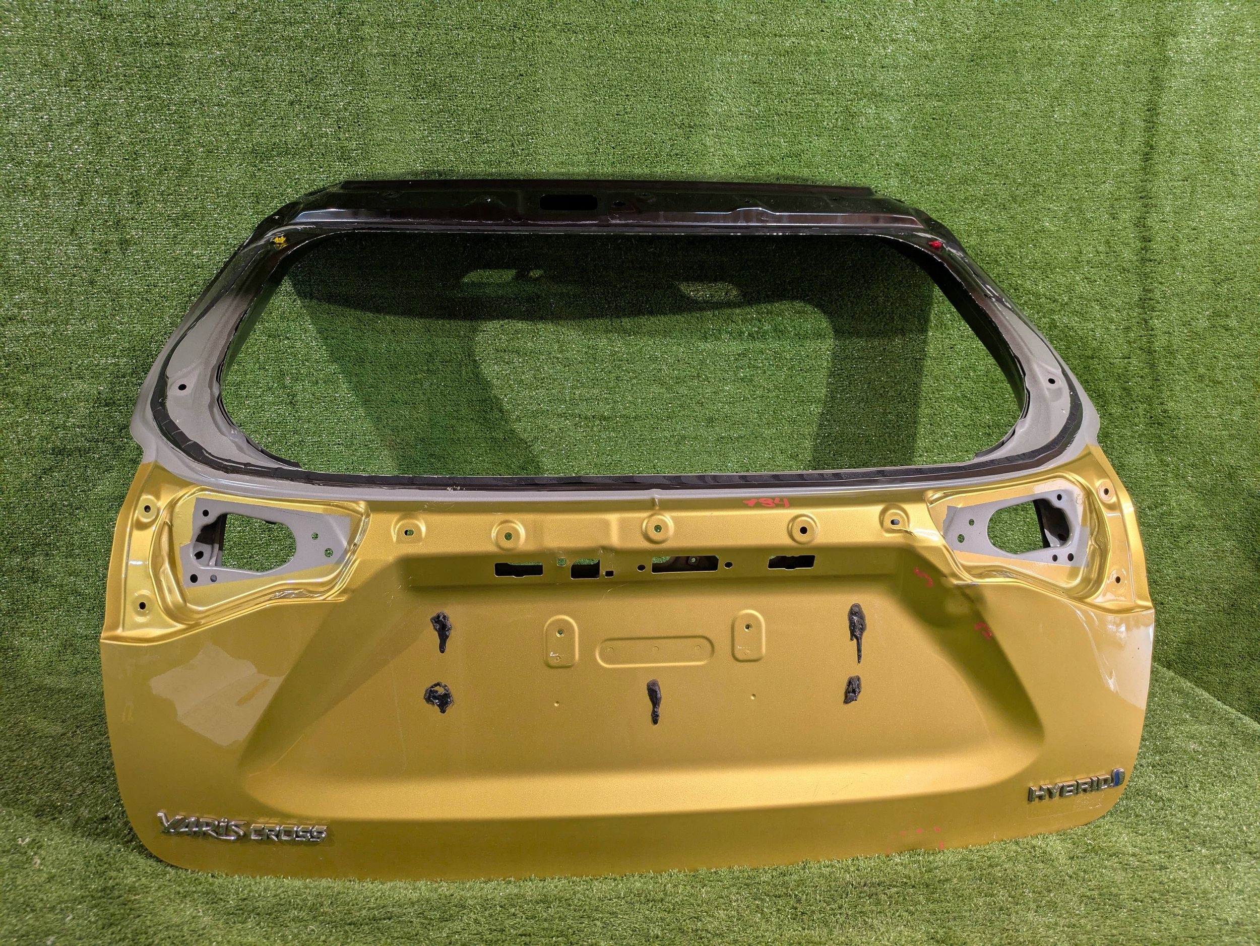 boot doors rear part boot TOYOTA YARIS CROSS NR.194