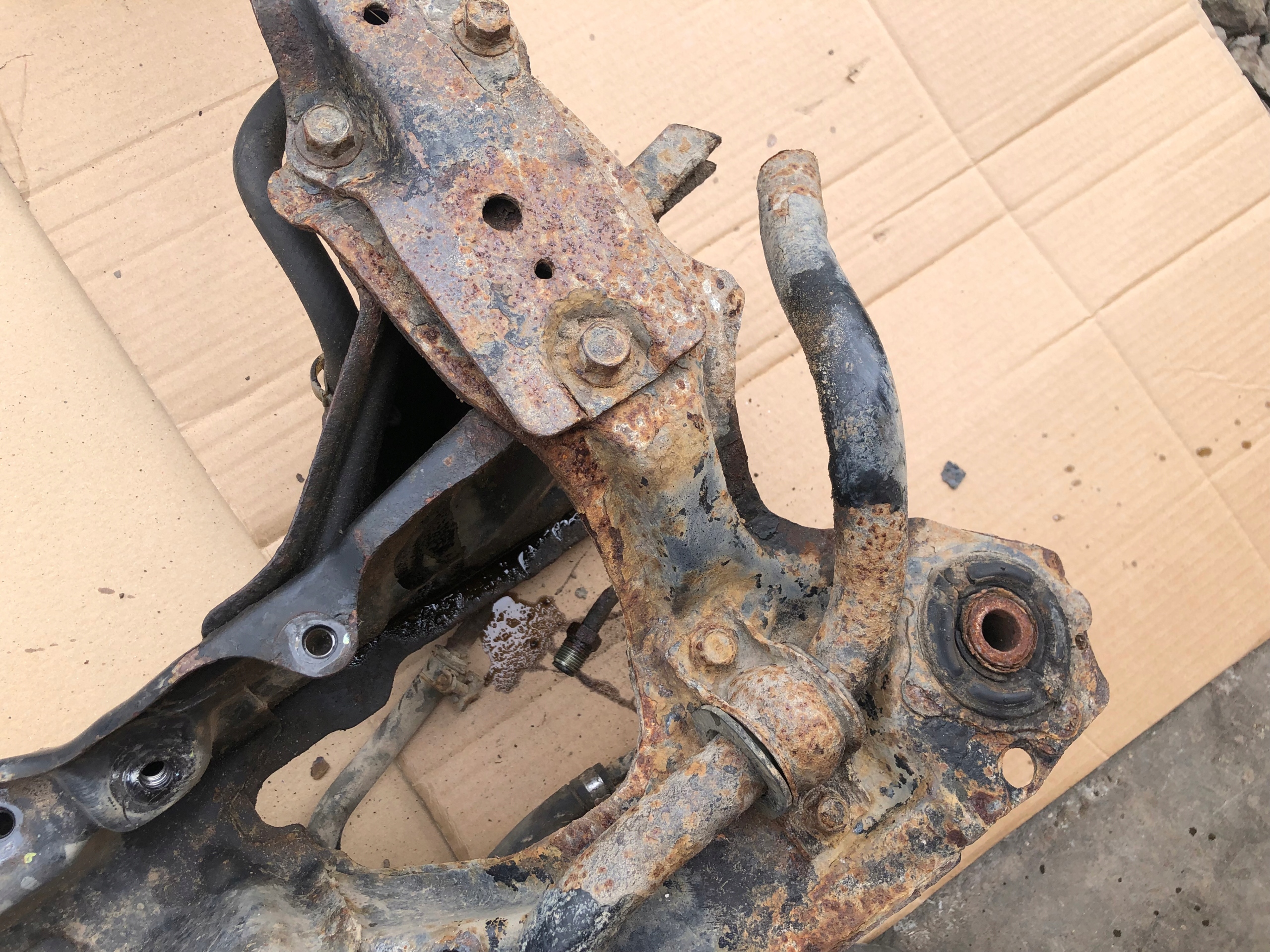 подрамник рама Двигателя Honda Accord VI 2.0