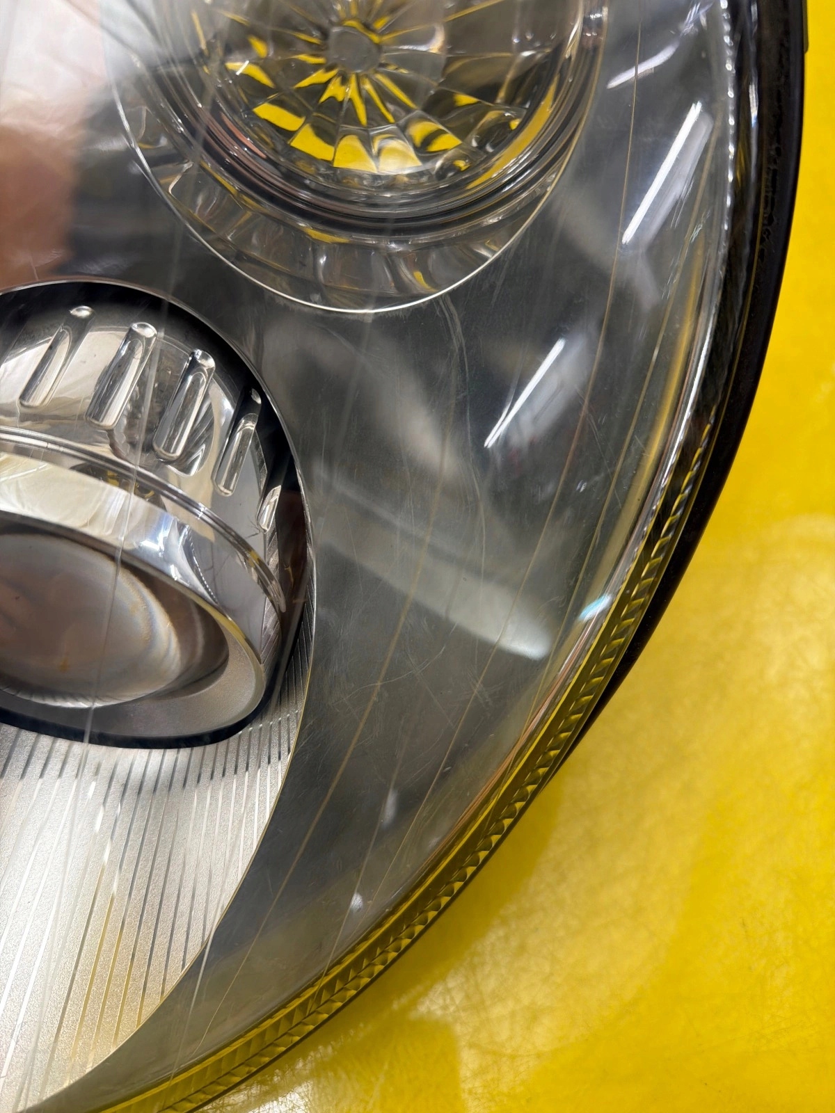 light left front Mercedes CLK W209 Xenon 02