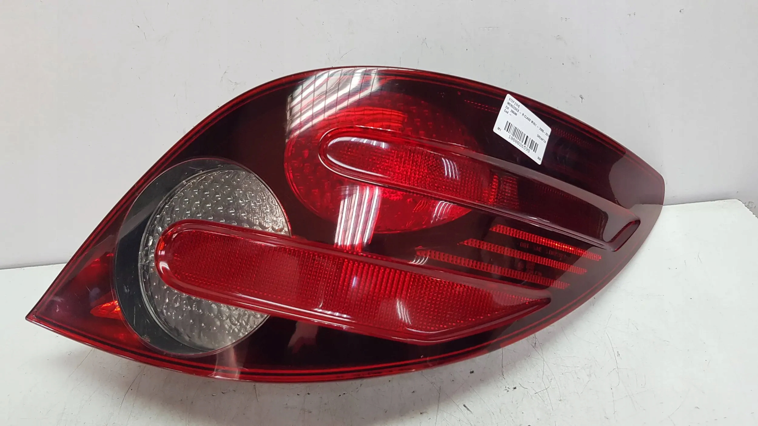 light rear part right Mercedes R Klasa W251 05
