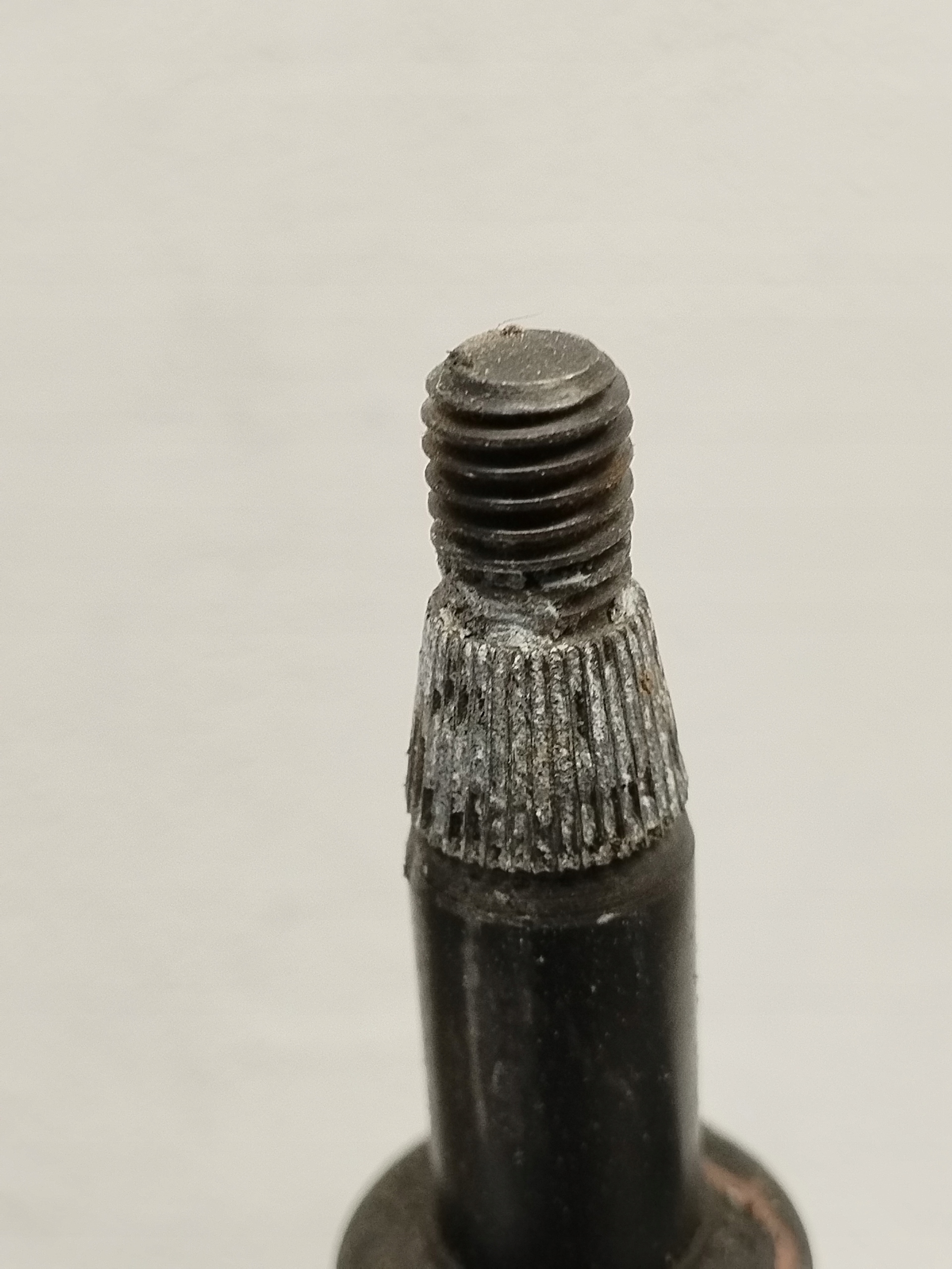 Wischergestänge przednich Ford XS4117504AH