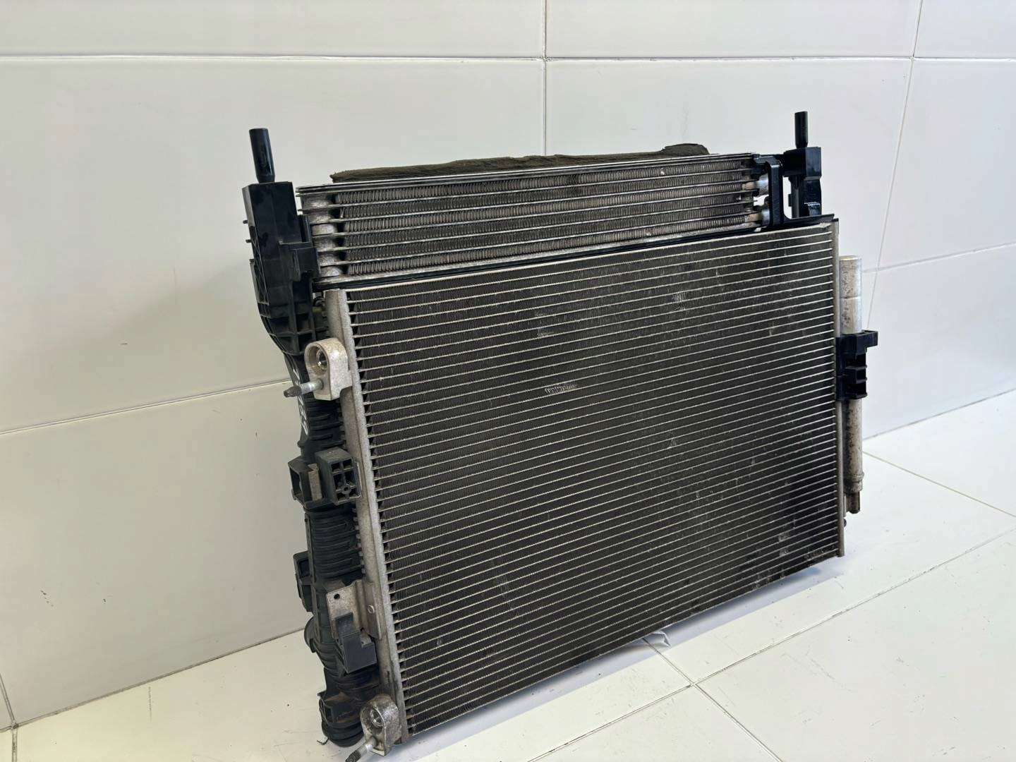 Komplet Radiateur Ford C-Max 2 2015 DV61-19710-AD