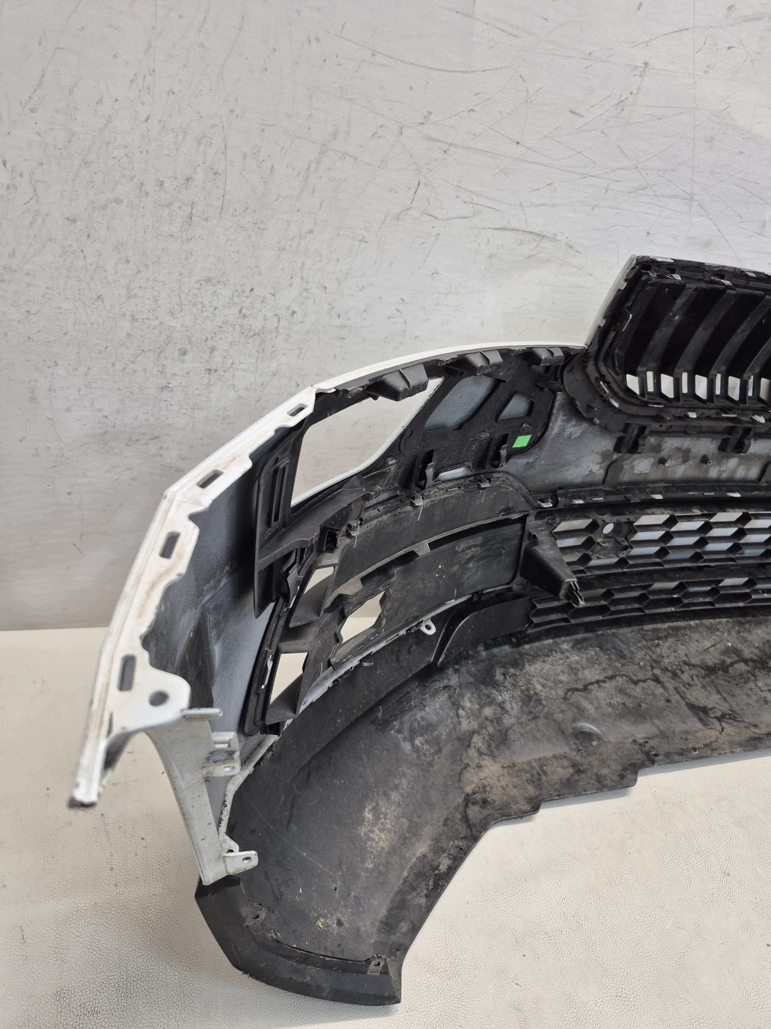 SKODA KAROQ 57A 17- bumper front front PDC 57A807221