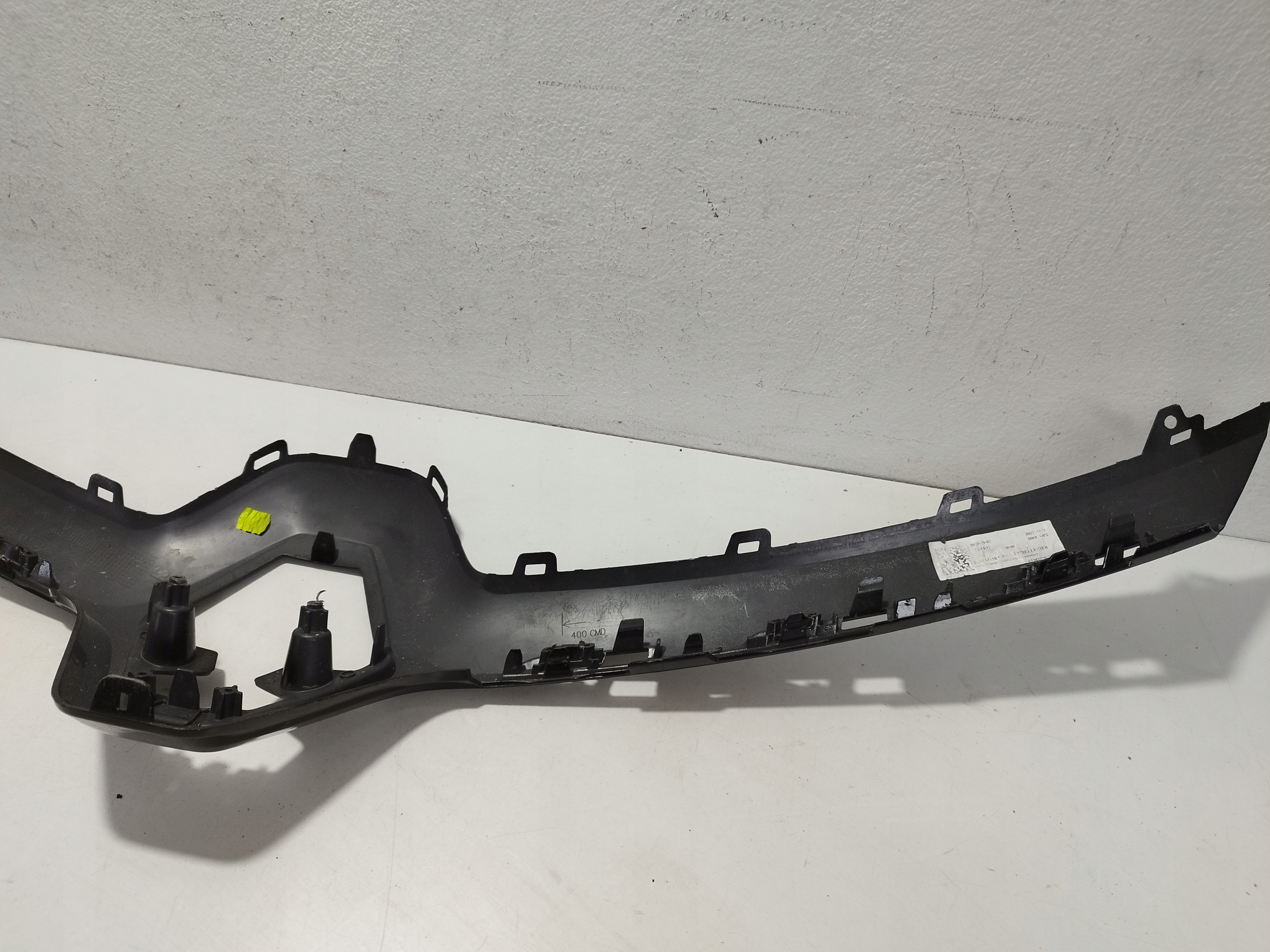 renault CAPTUR II решетка радиатора накладка 623829844R