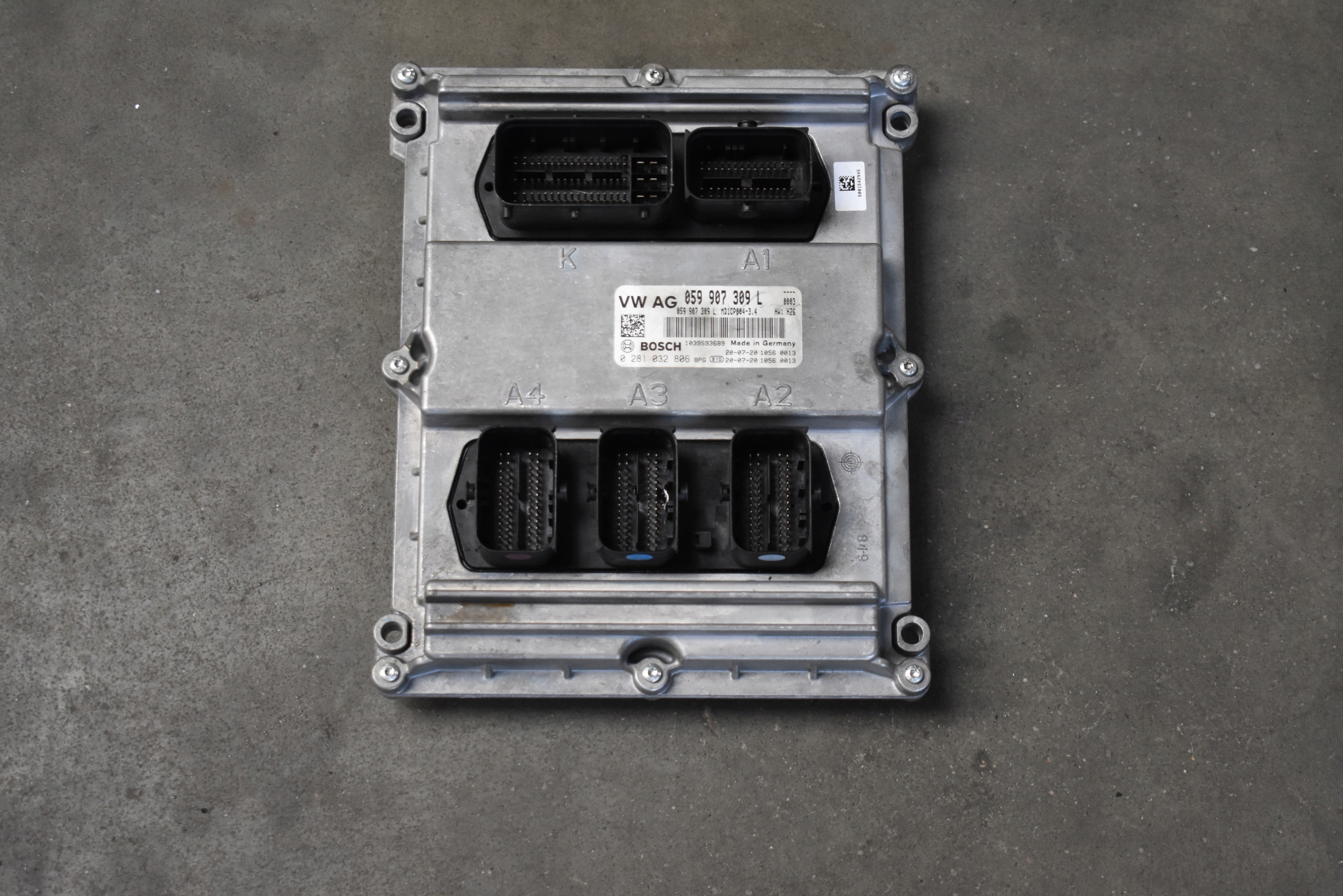 IDEALNY control unit of the engine AUDI A6 PORSCHE 3.0 TDI 1