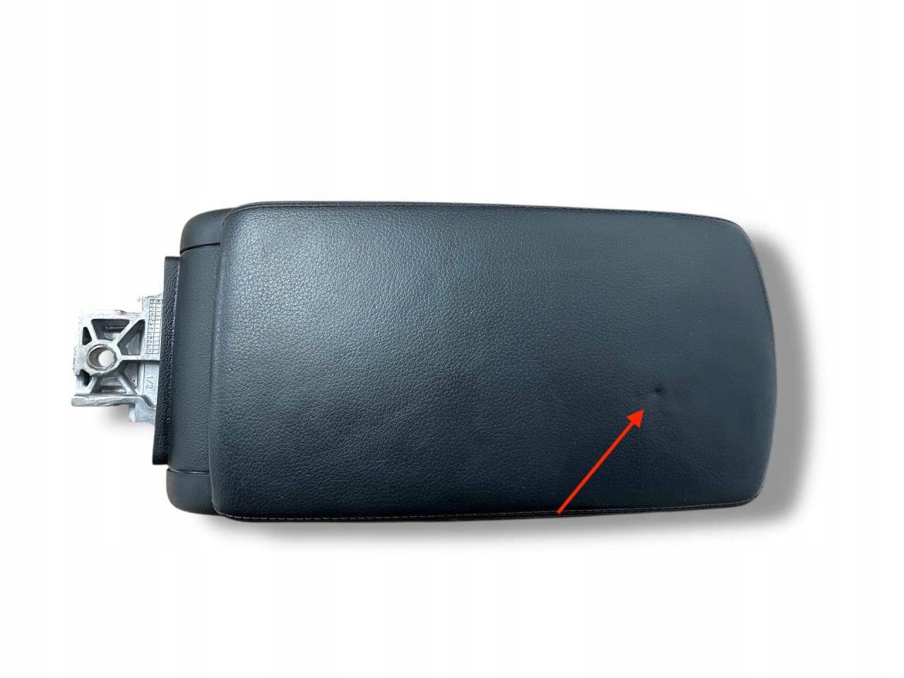 bracciolo tunelu srodkowego Audi A6 C6 2006 4F0864245R