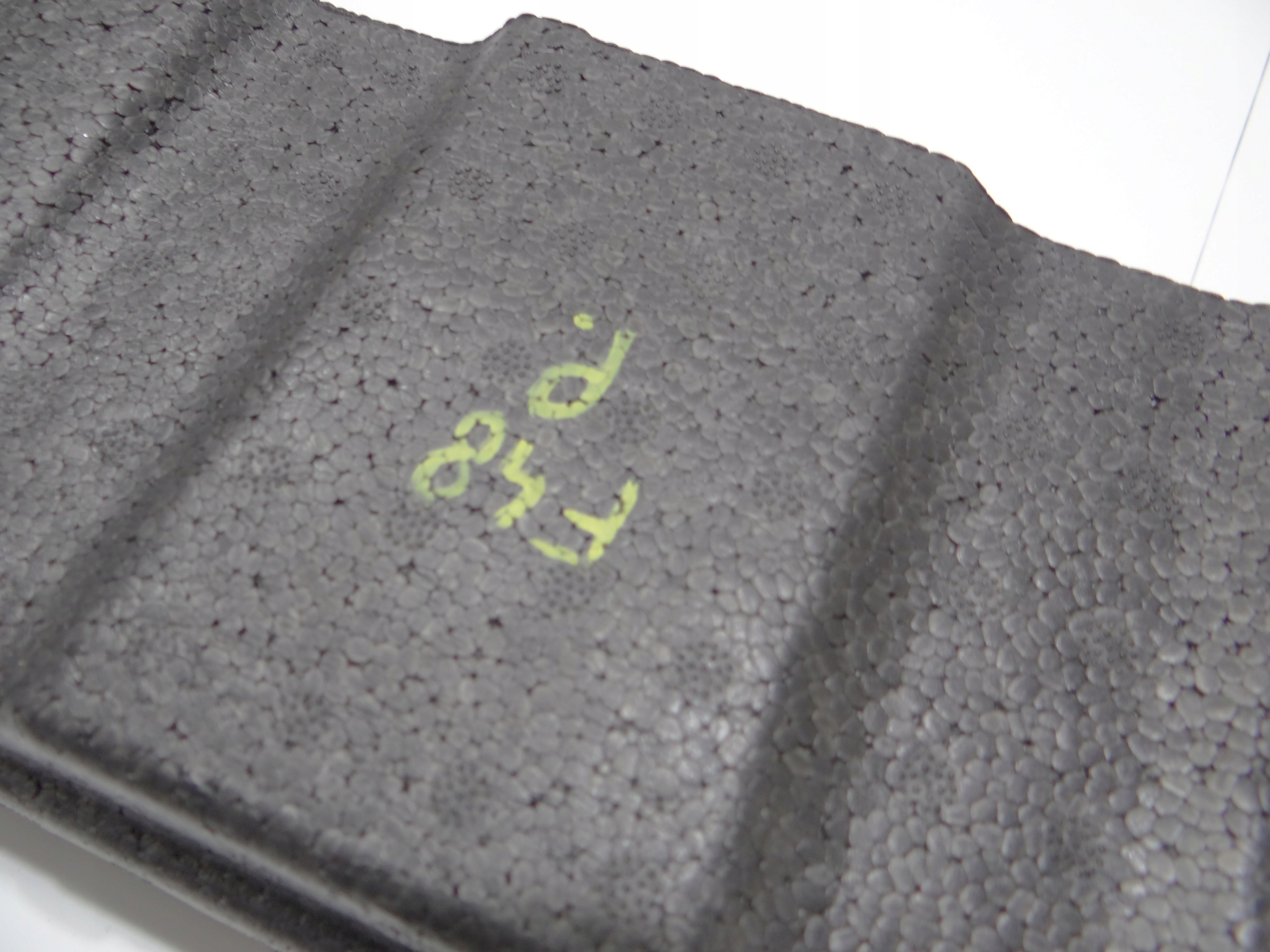 polystirene boot floor well right BMW X1 F48 7425356