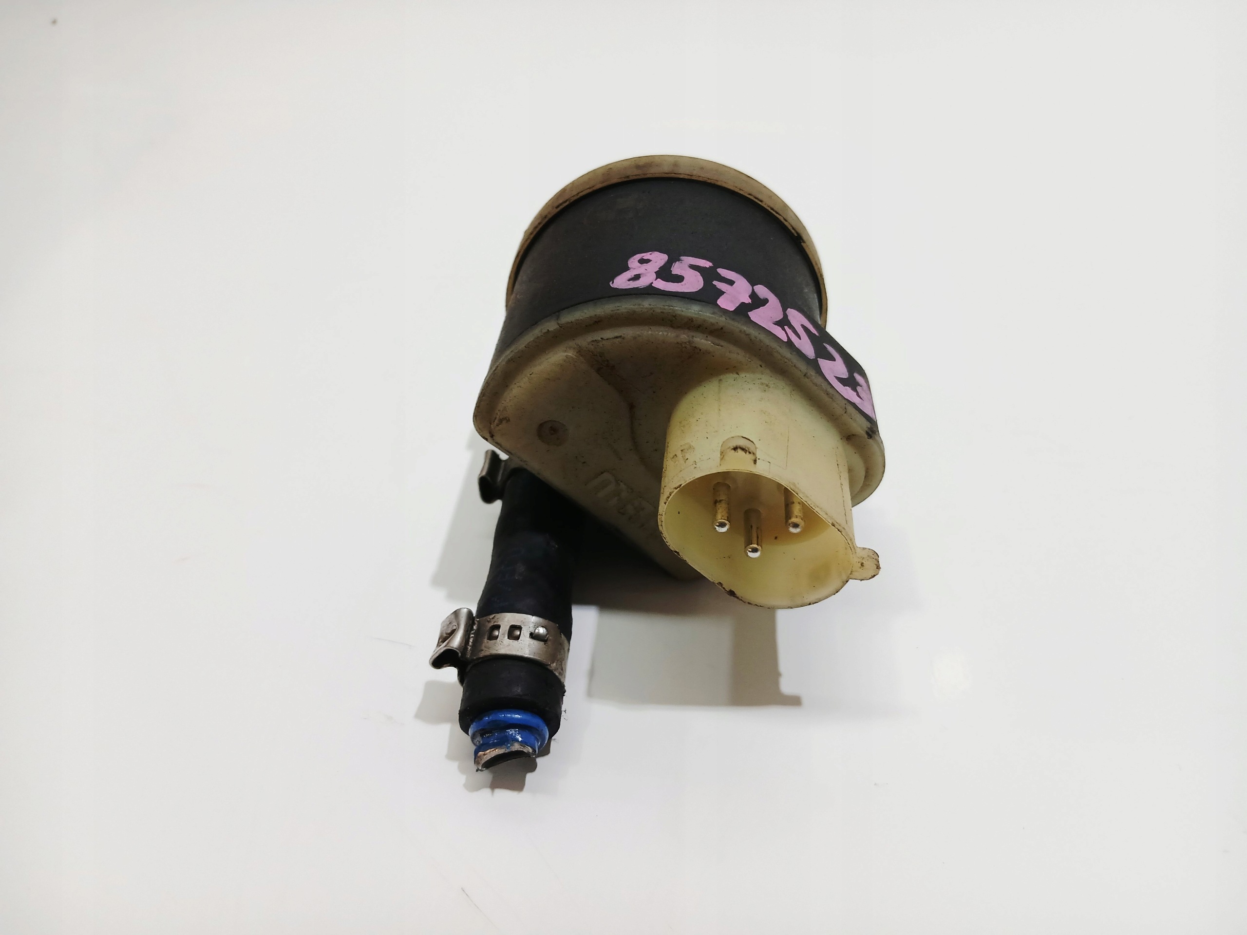 grijač goriva BMW E60 E83 LCI N47 8572523 3 PIN
