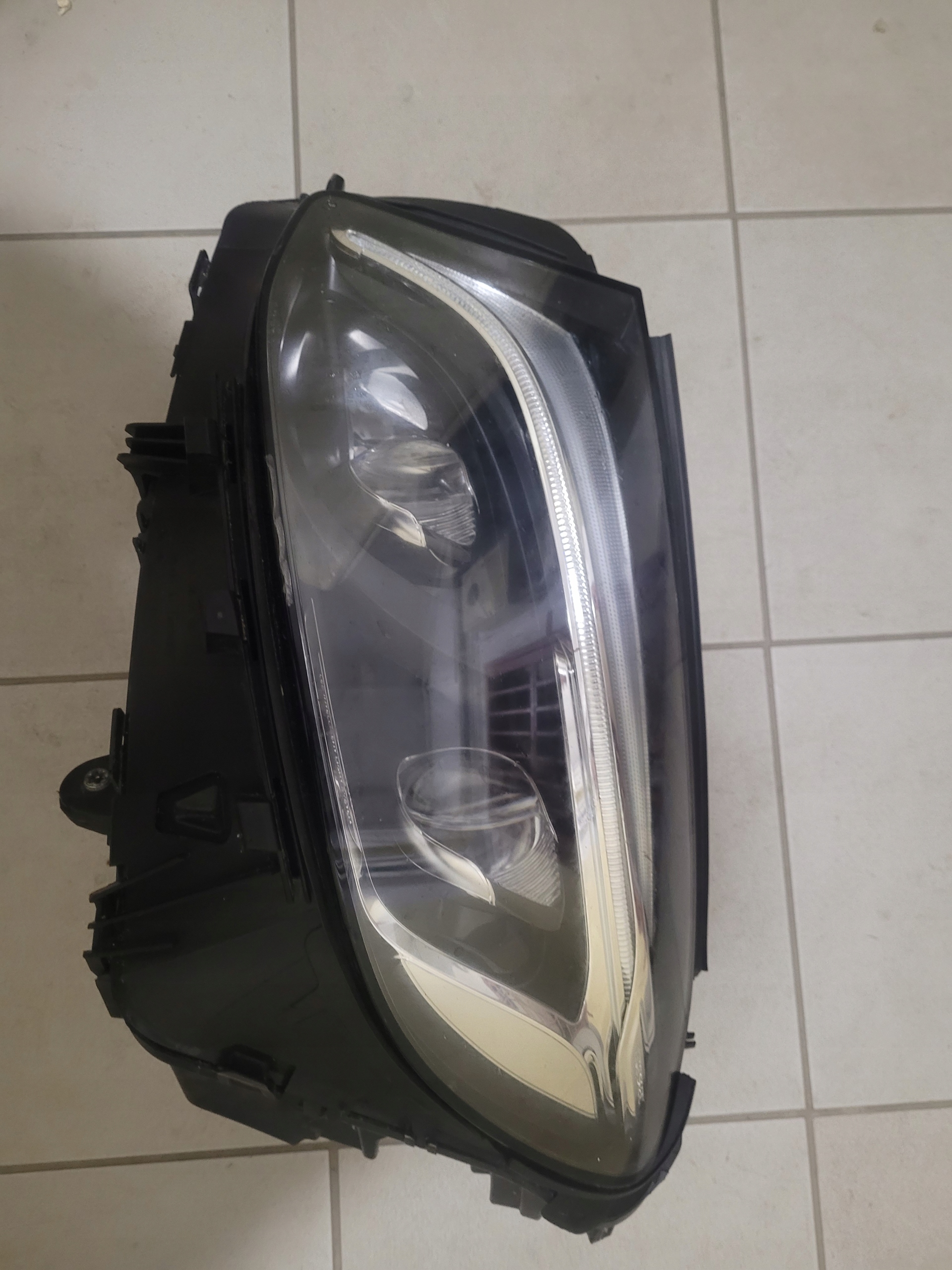ФАРА ЛІВА MERCEDES GLC W253 СТОРОНА ЛІВА 
