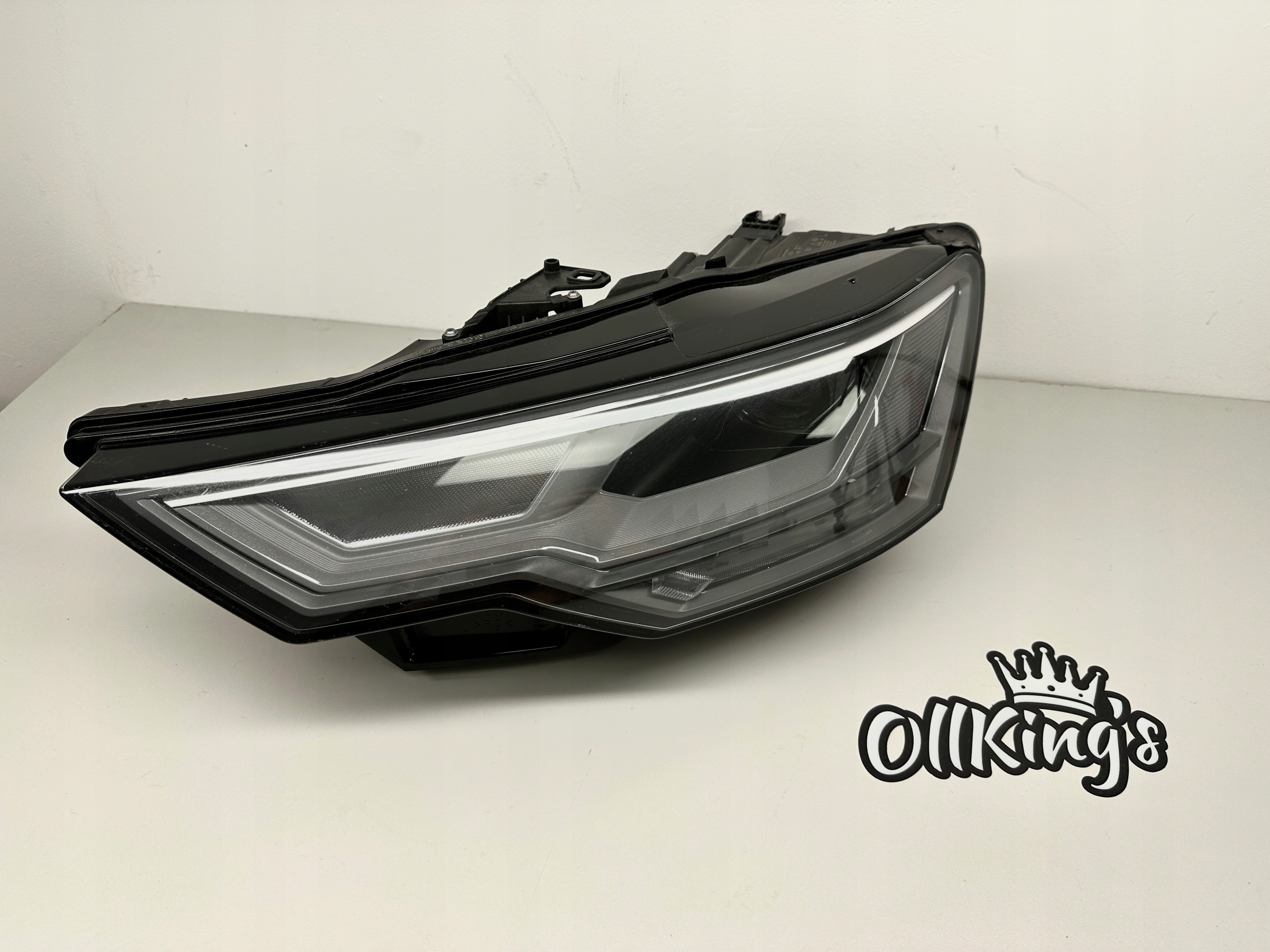 Audi A6 C8 Full Led light front 4K0941033 EUROPA