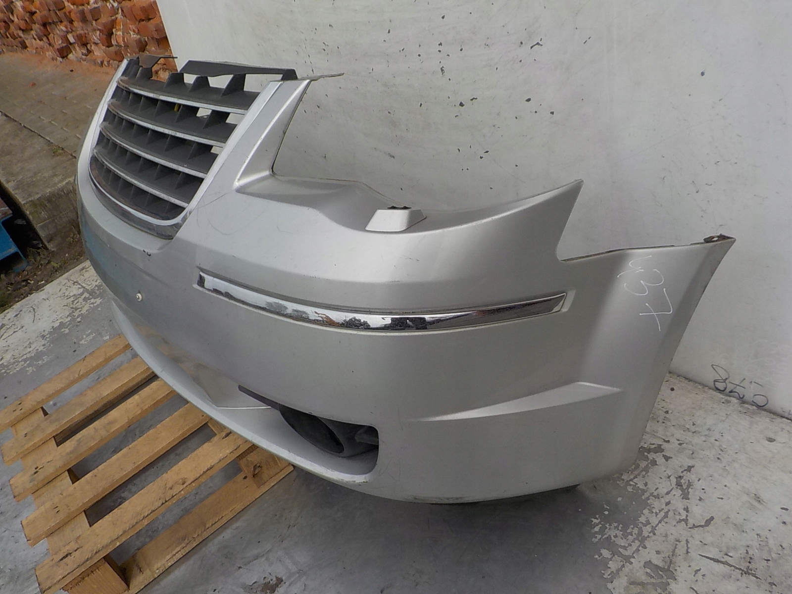 437 CHRYSLER GRAND VOYAGER V washers bumper front