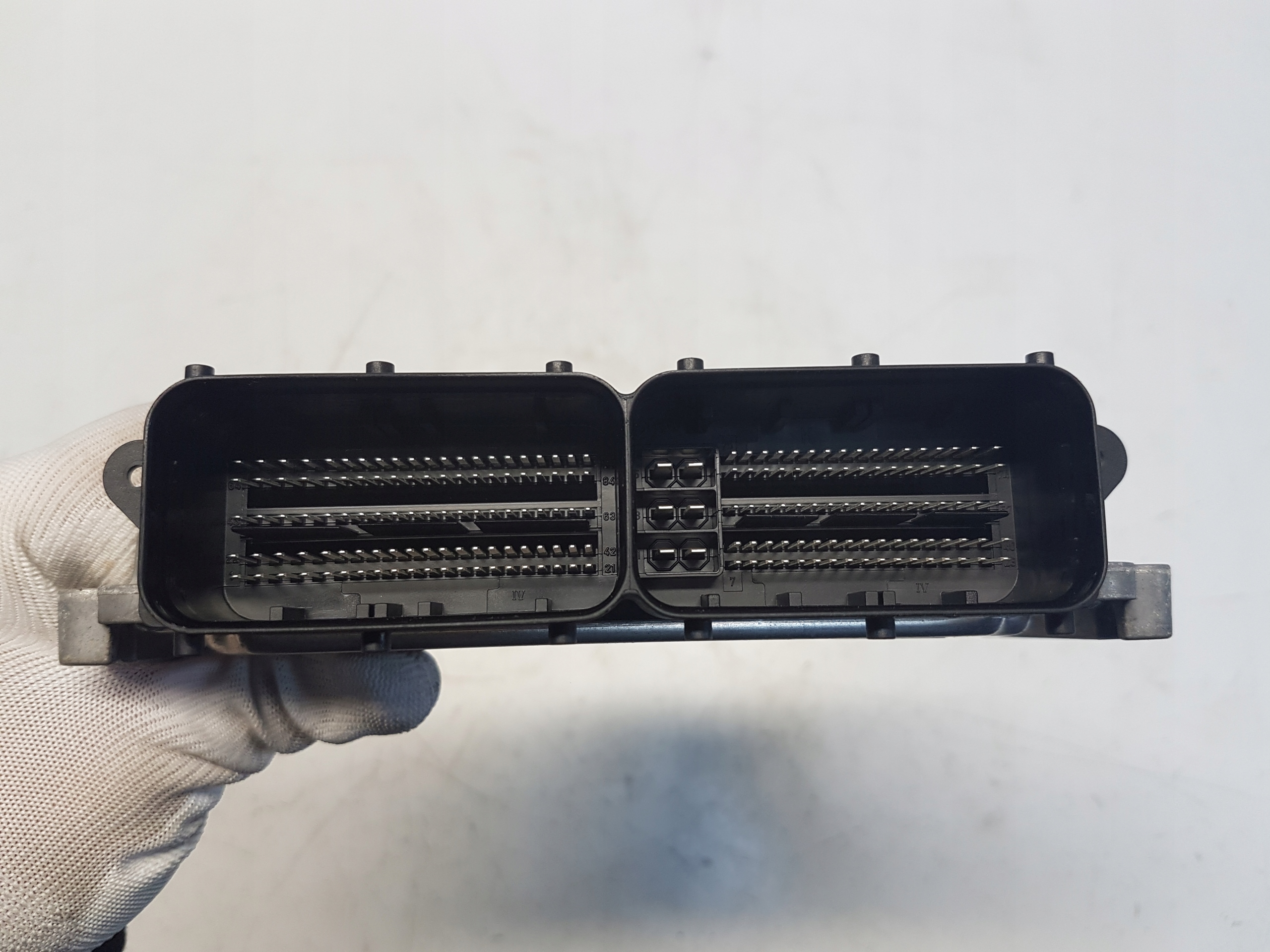 RANGE ROVER EVOQUE II 2.0D computer control unit ECU