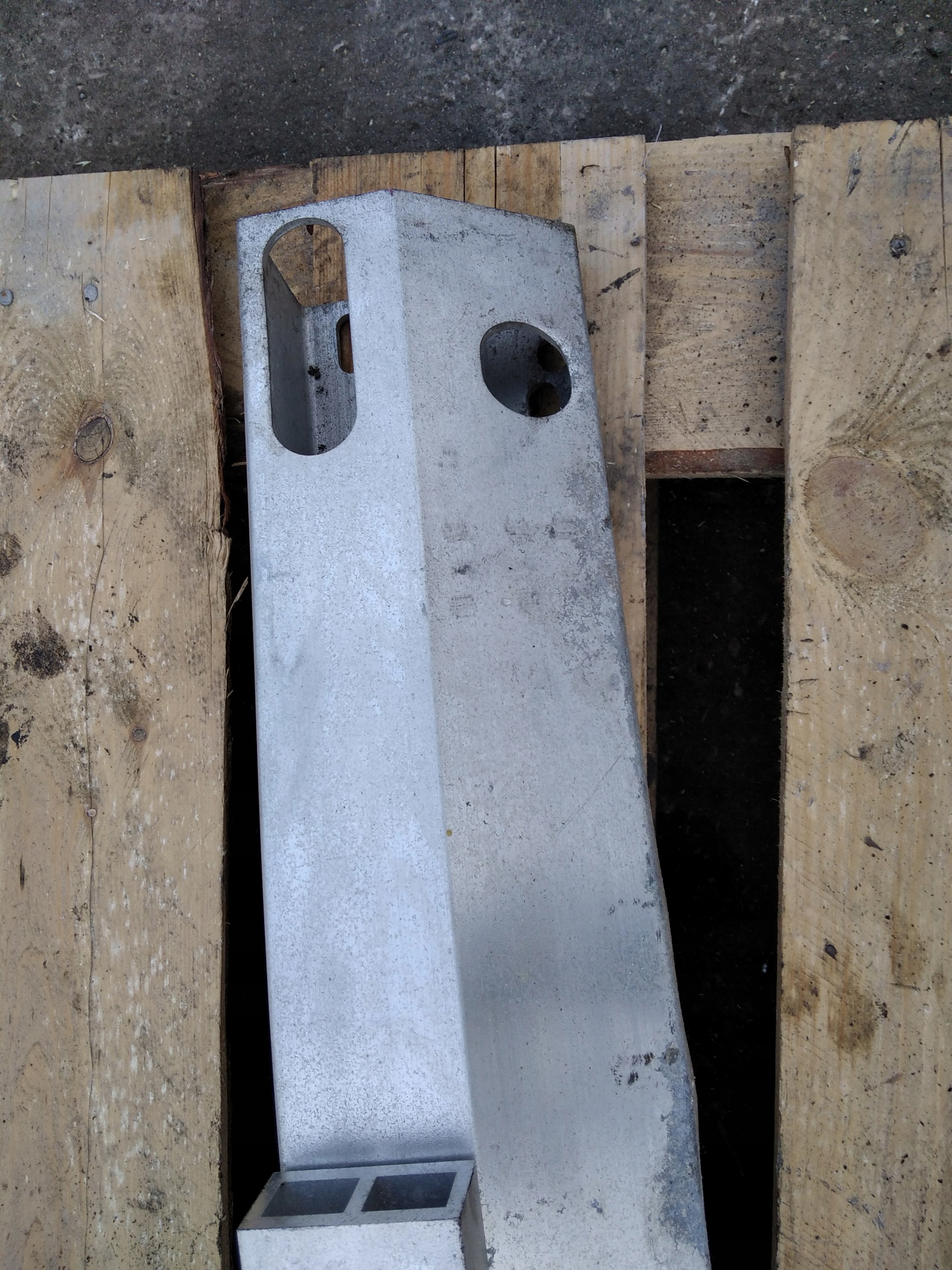 NISSAN MURANO Z50 bumper support below bumper rear part