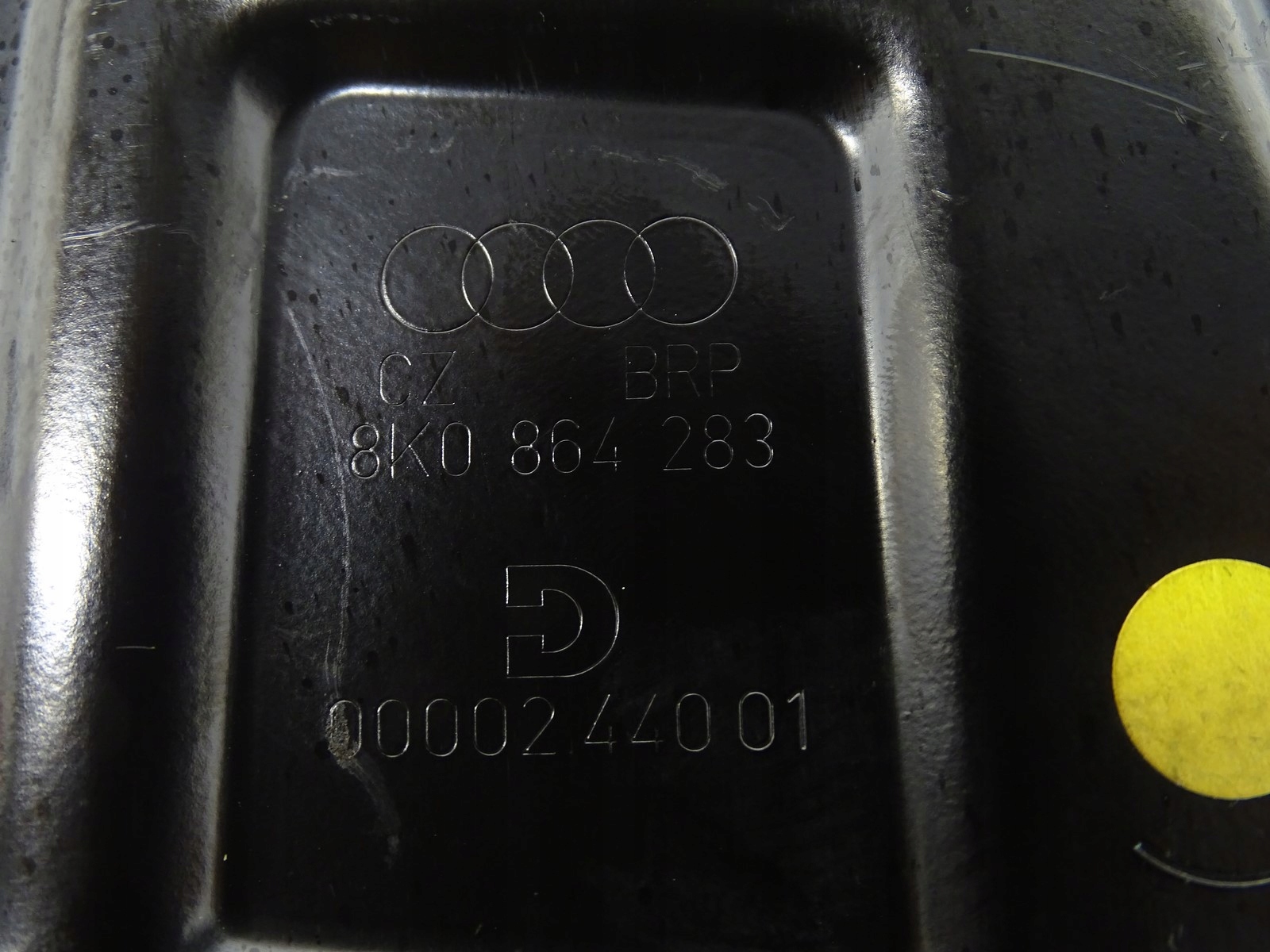 armrest central AUDI A4 B8 A5 8T 8K0864283