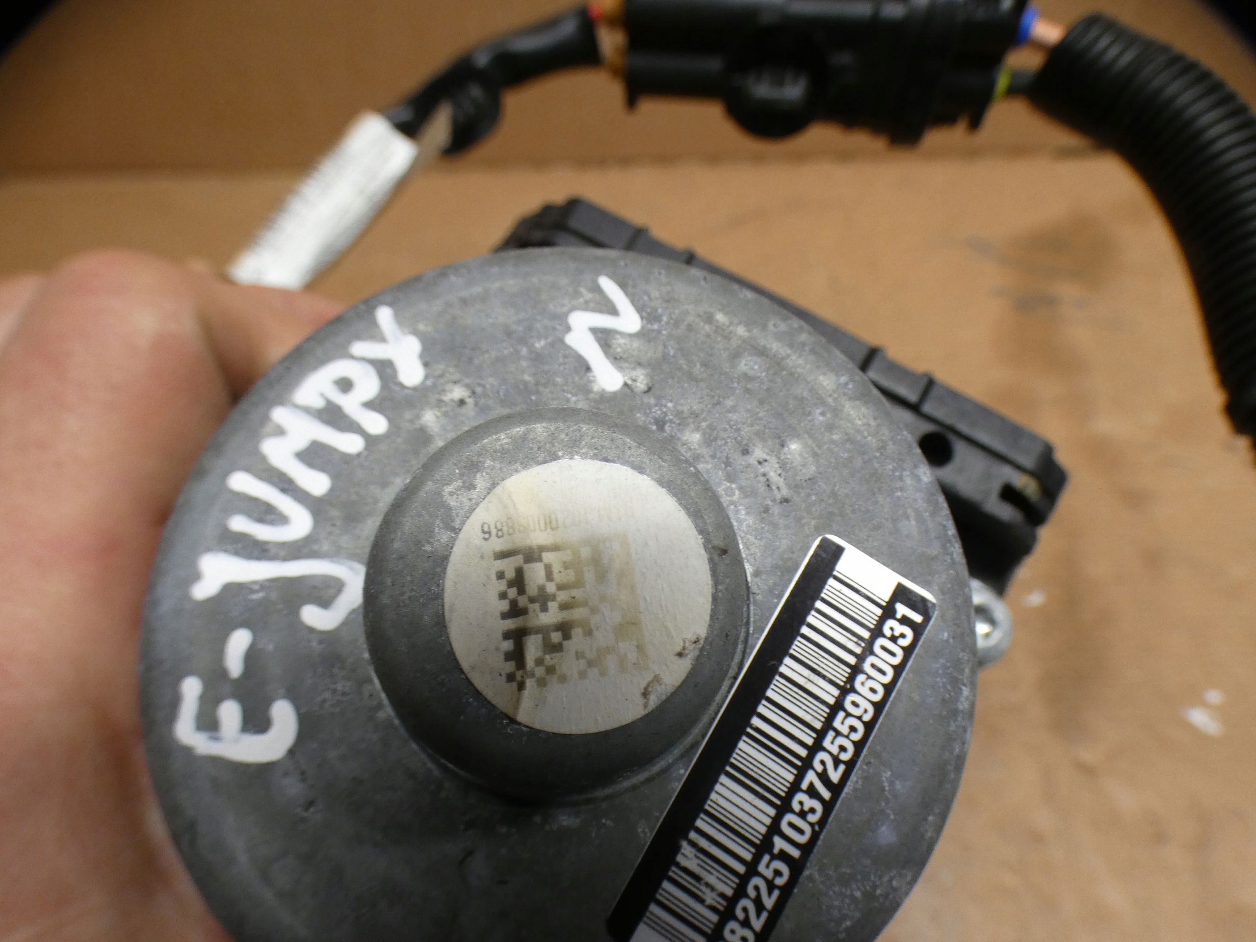 electrical pump VACUM CITROEN JUMPY III 9835028580