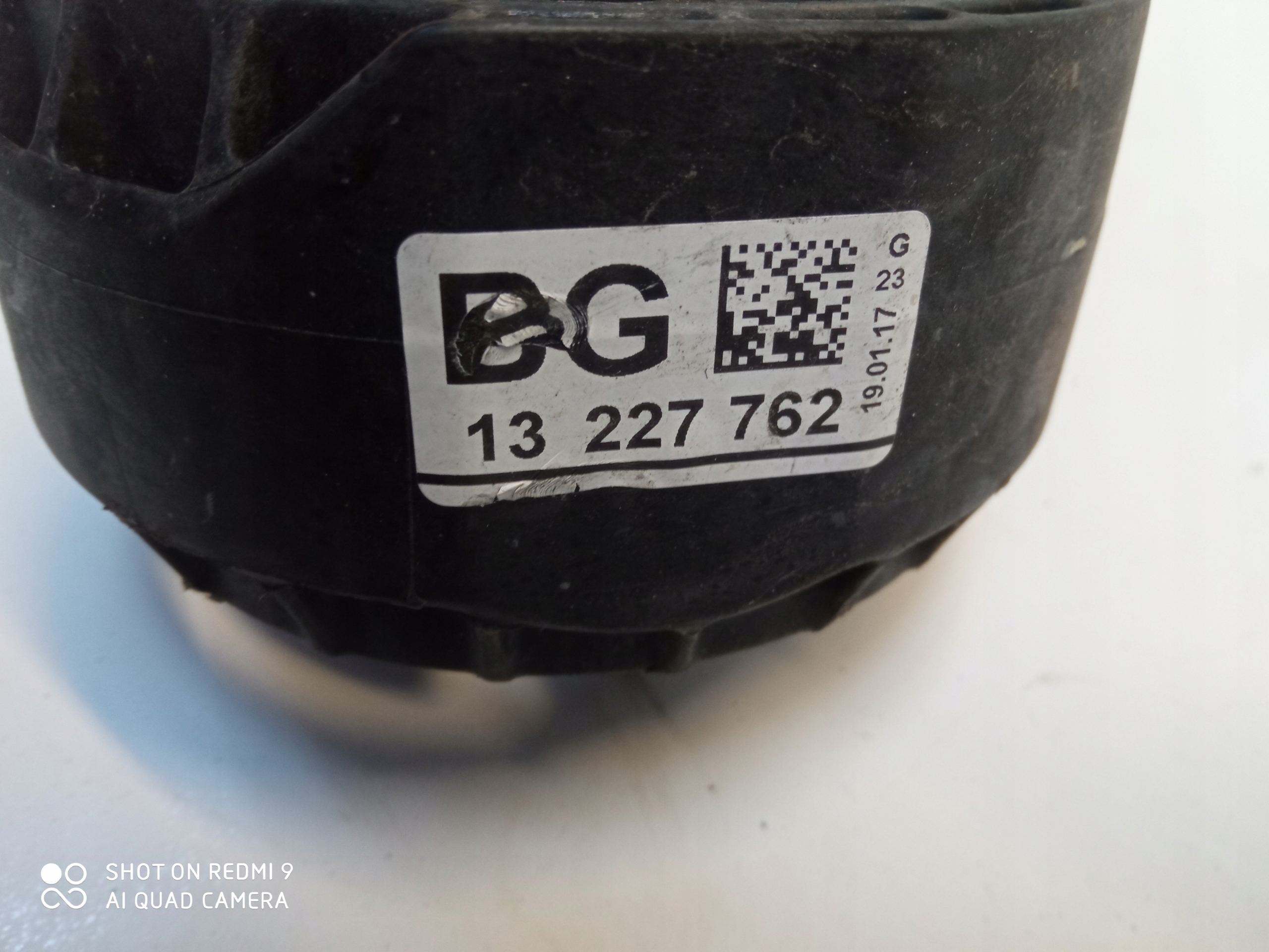OPEL INSIGNIA A holder engine mount 13227762
