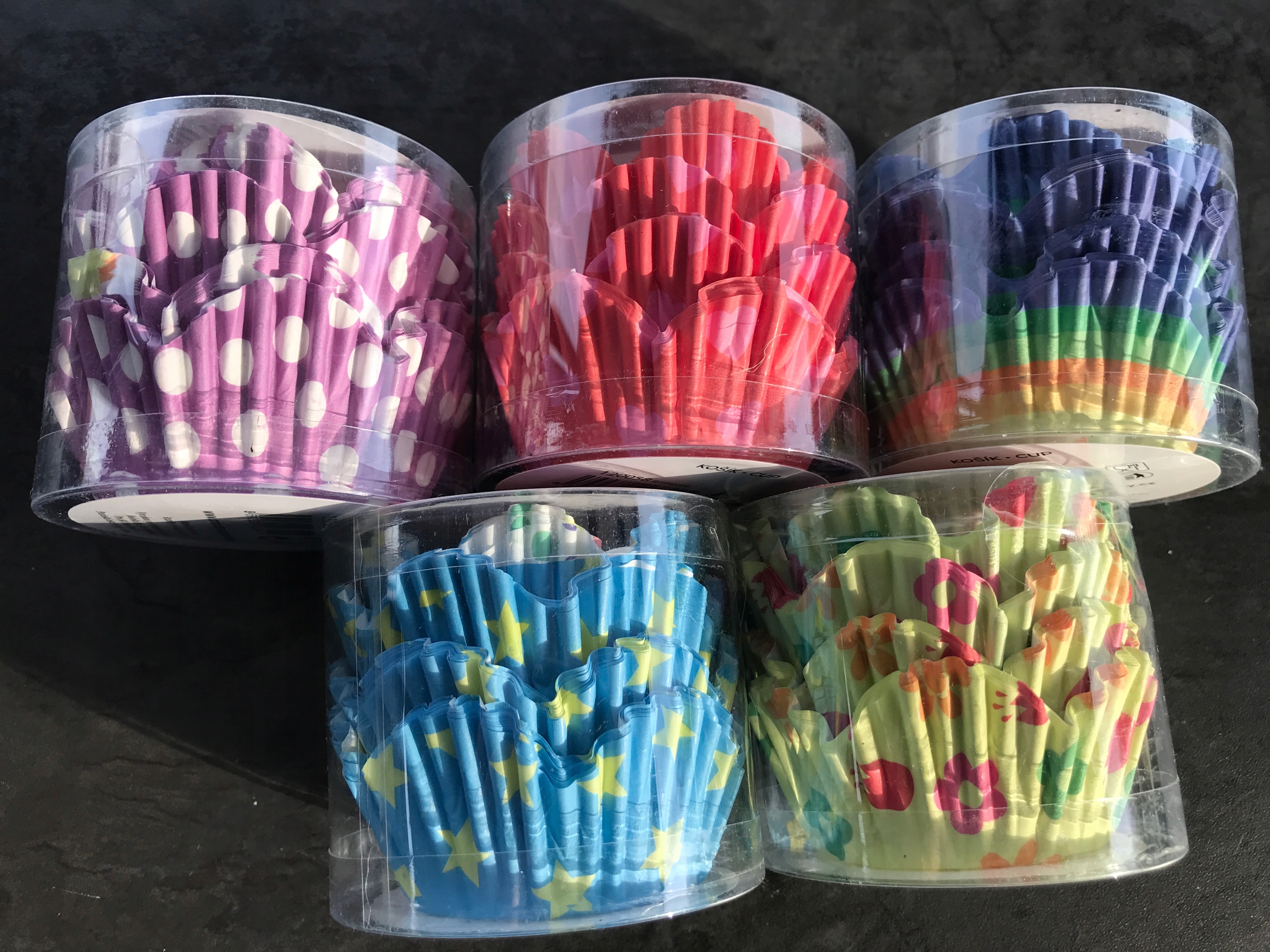 FOREMKI PAPIEROWE NA BABECZKI MUFFINKI PAPILOTKI Z PAPIERU OLDMAN 80szt 7cm Materiał inny