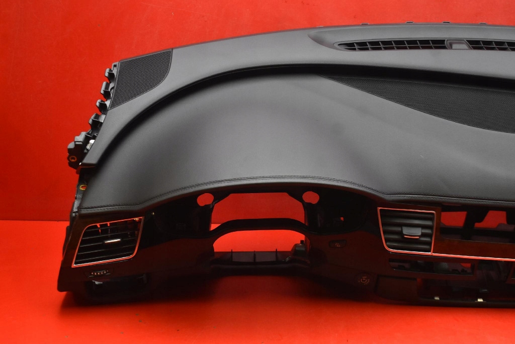 dashboard instrument panel console cockpit airbag EU AUDI A8 D4 10-14