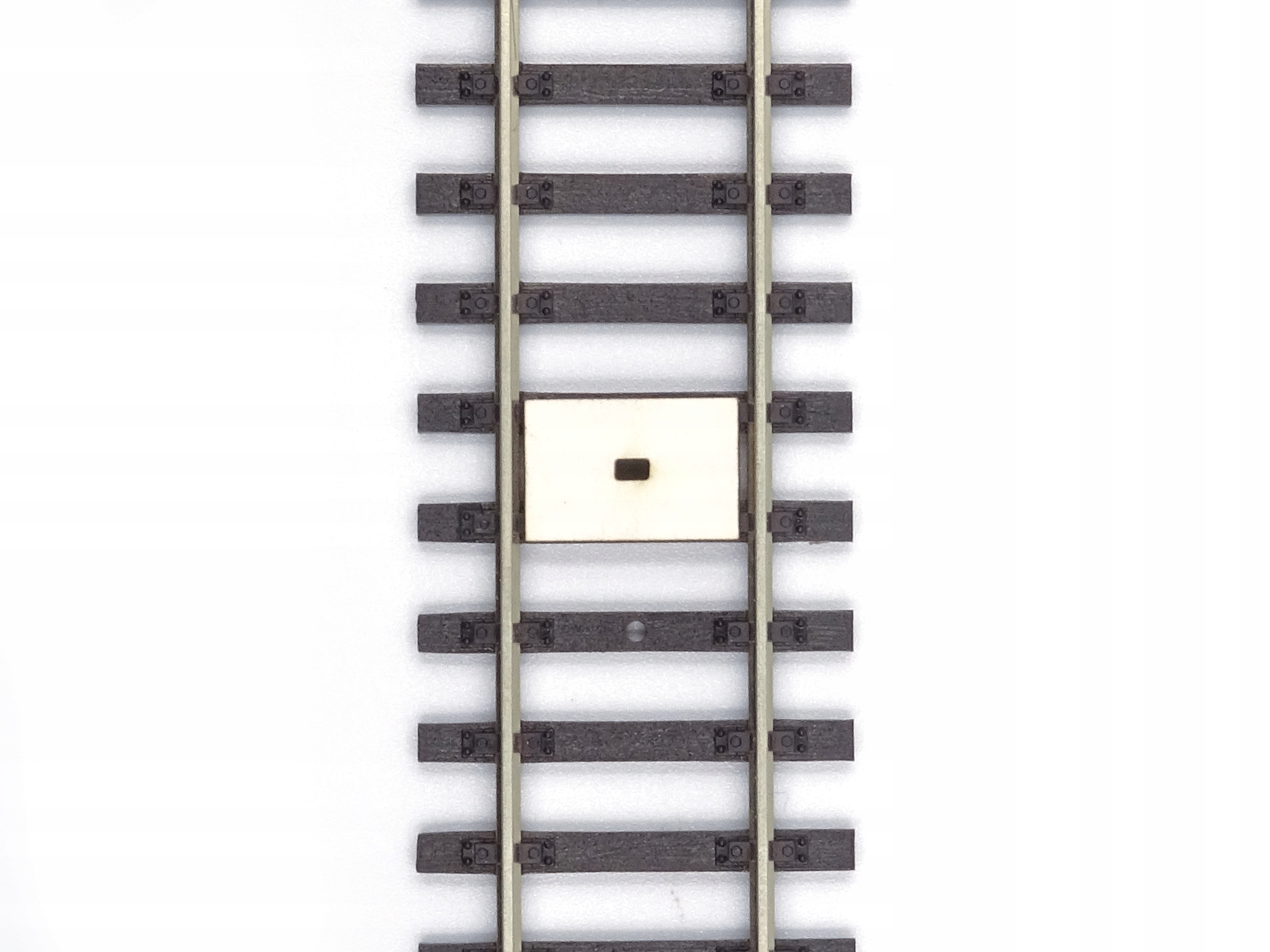 

Płyty miedzy tory międzytorowe H0 1:87 100 szt