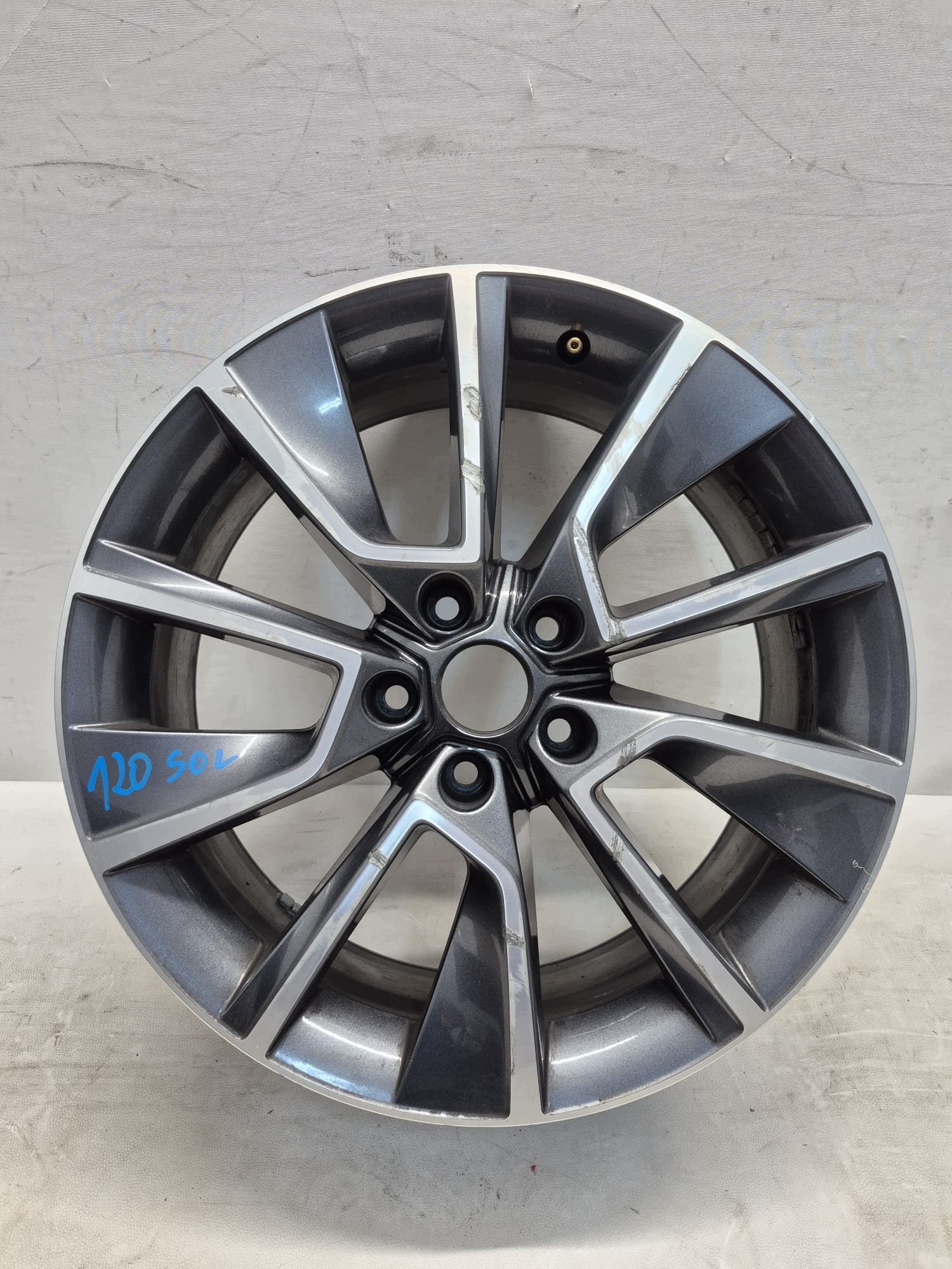 SKODA KAROQ 57A disk hliníkový 18" 57A601025D
