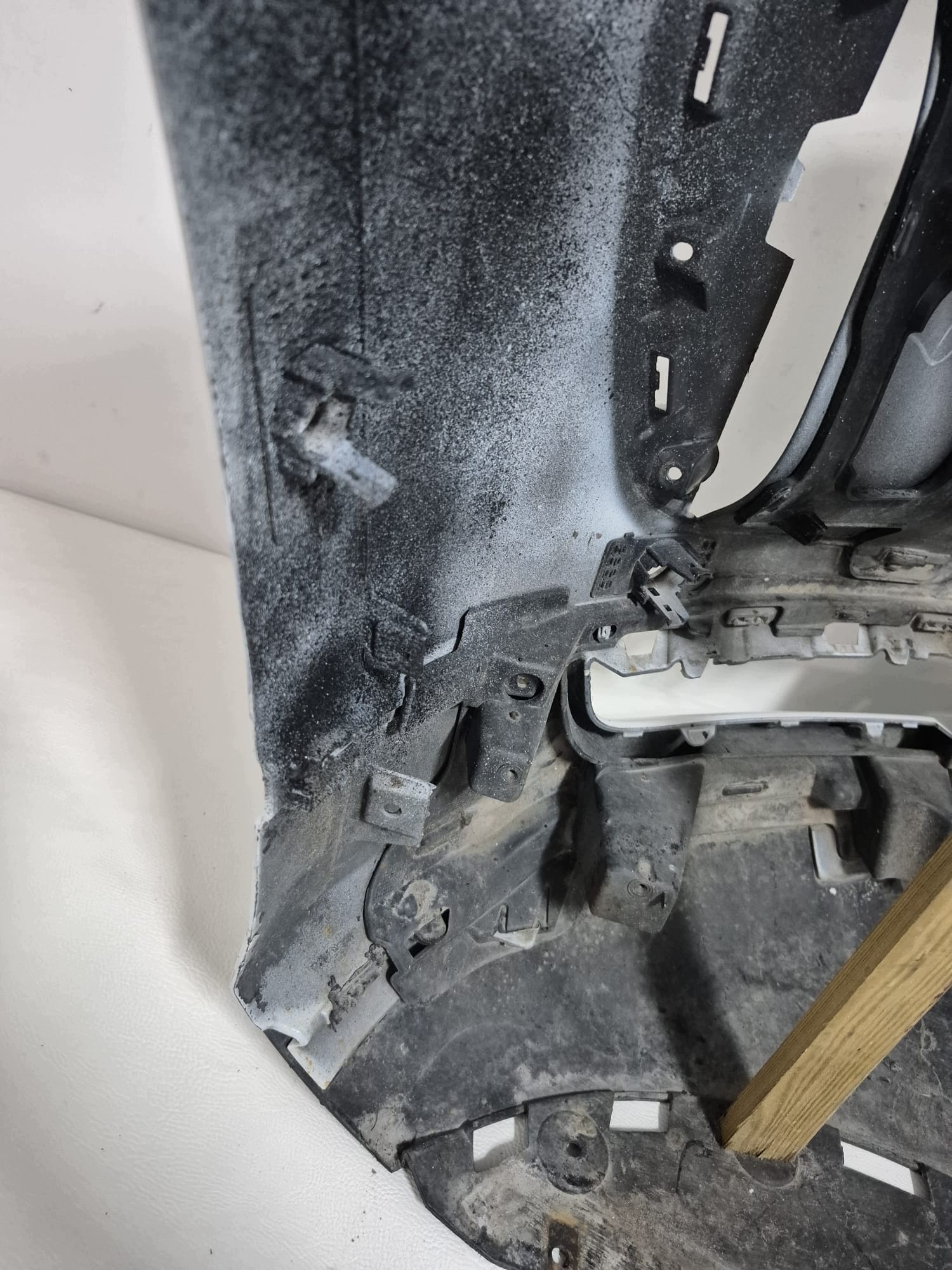 JAGUAR and-PACE X590 18- bumper front front PDC SPR J9D3-17F003-A