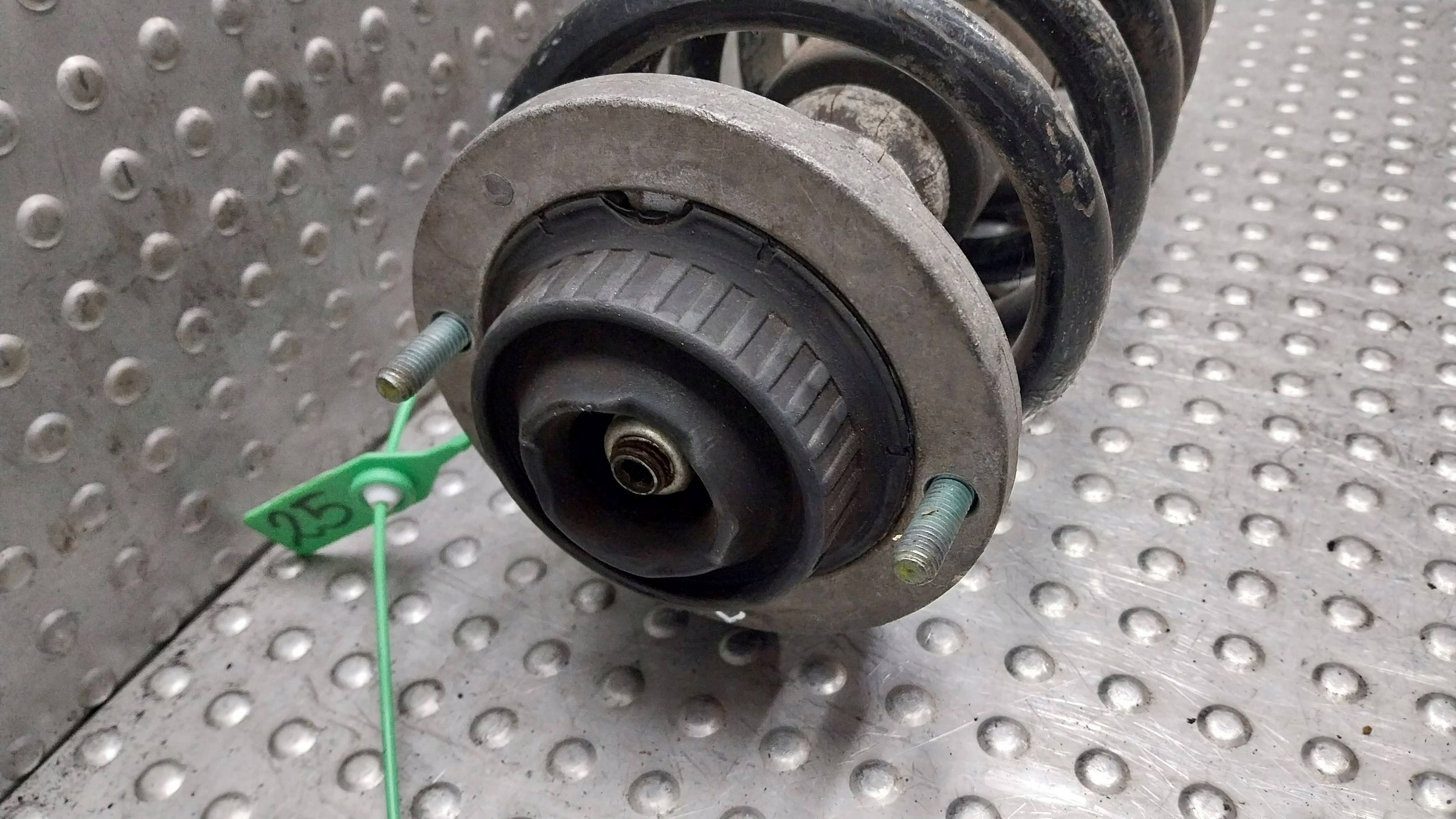 shock absorber left right front 4D0413031 AUDI A8 4.2 QUATTRO