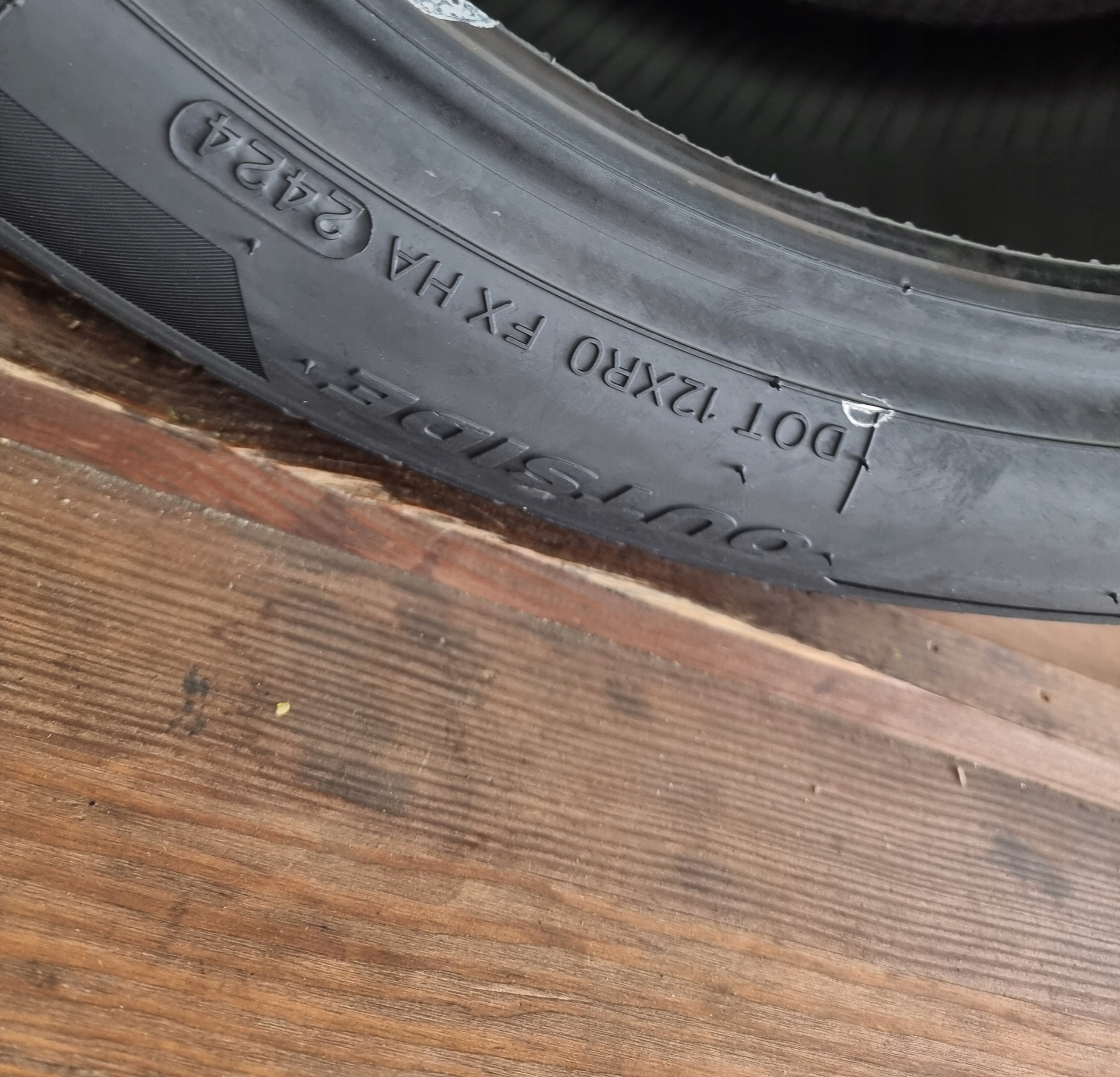 ORYGINALNE ZIMOWE KOŁA MERCEDES 18 CALI C-KLASA W206 MO HANKOOK Szerokość felgi 7.5