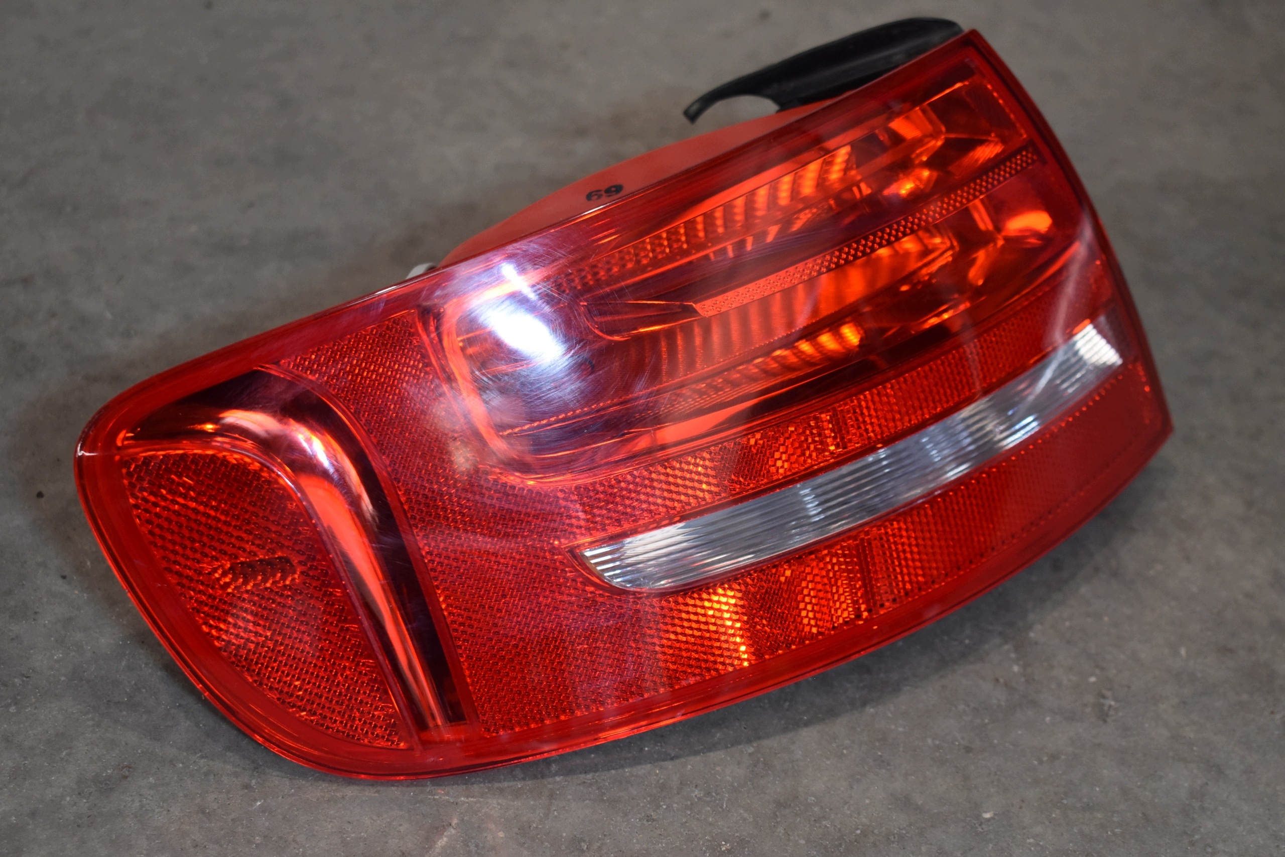 perfect condition light rear part rear left AUDI A4 B8 1