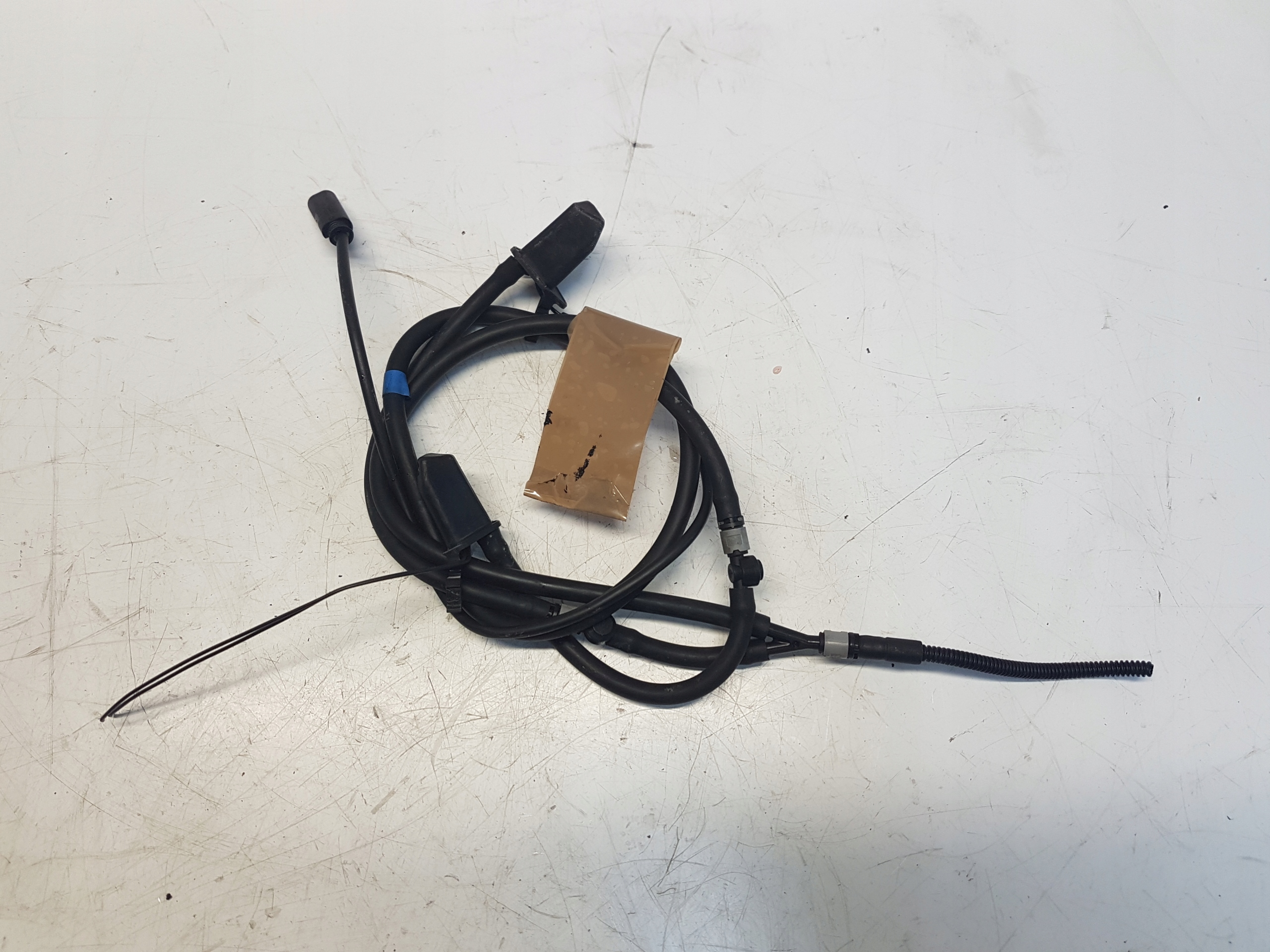 Range Rover EVOQUE II Омивачі лобового скла