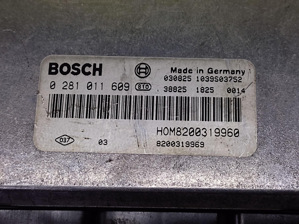 VOLVO V40 bedienteil des motors 0281011609