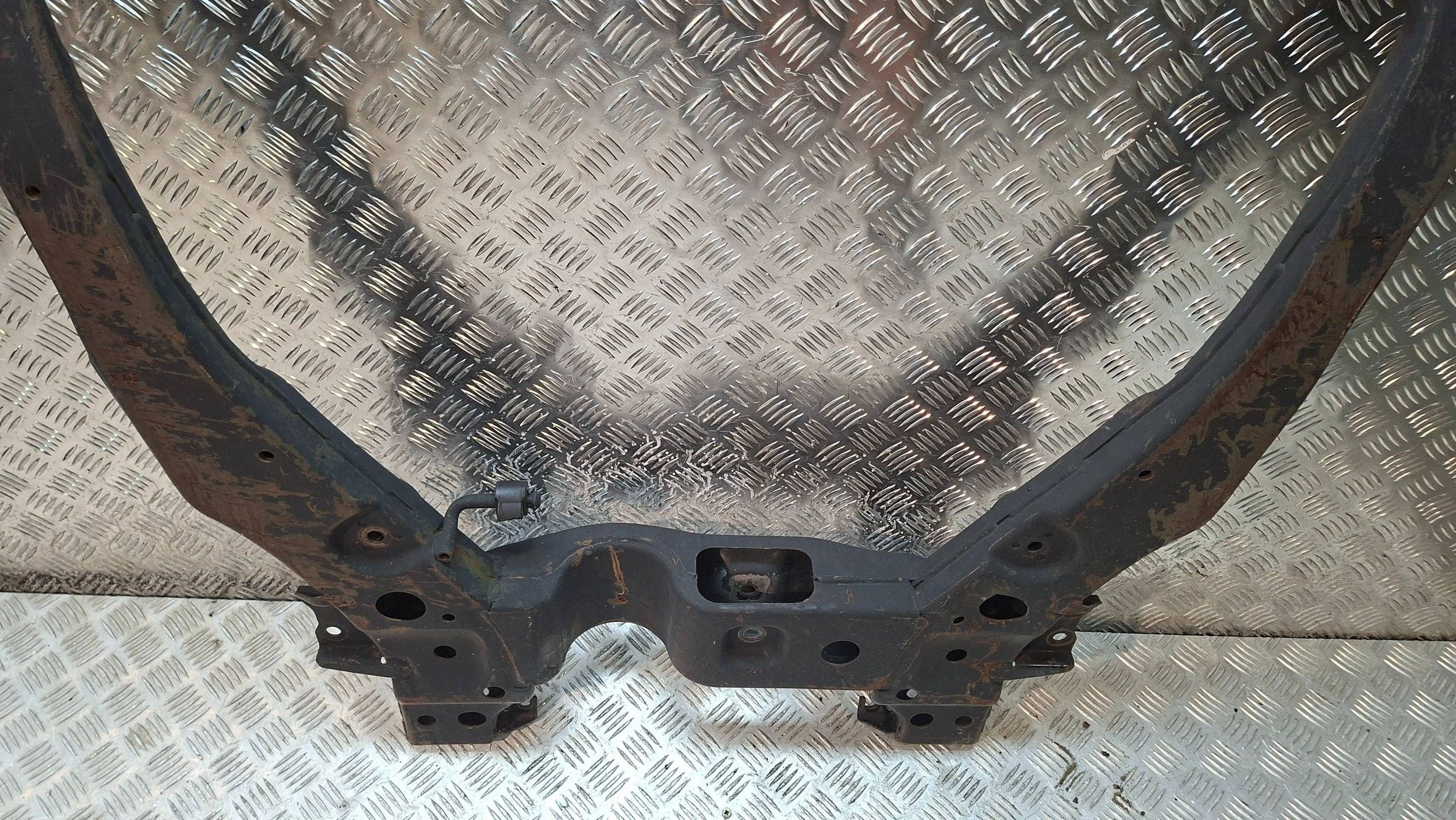 axle beam front OPEL KARL 2015