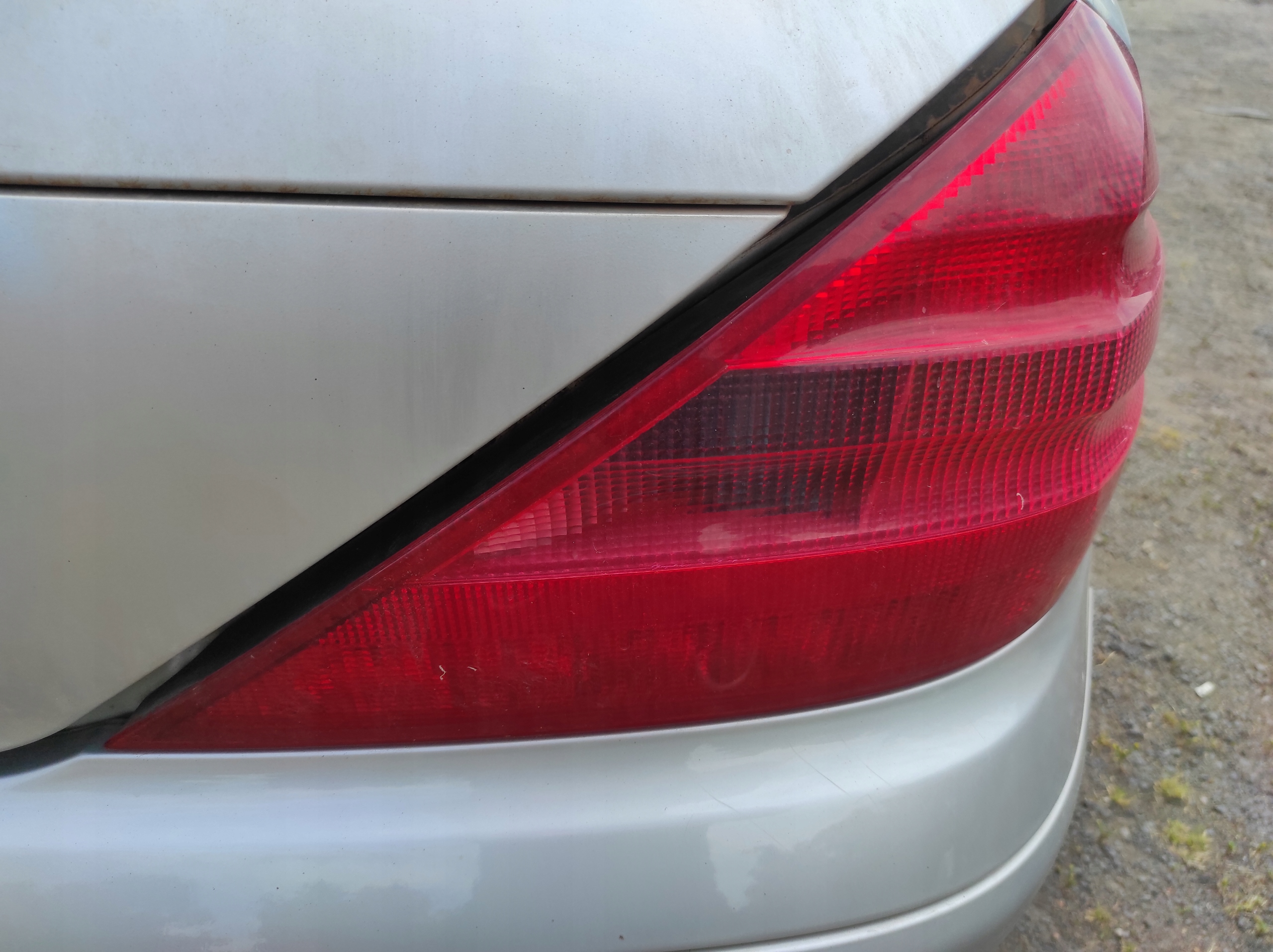 фонарь левый правый MERCEDES SL R230 230