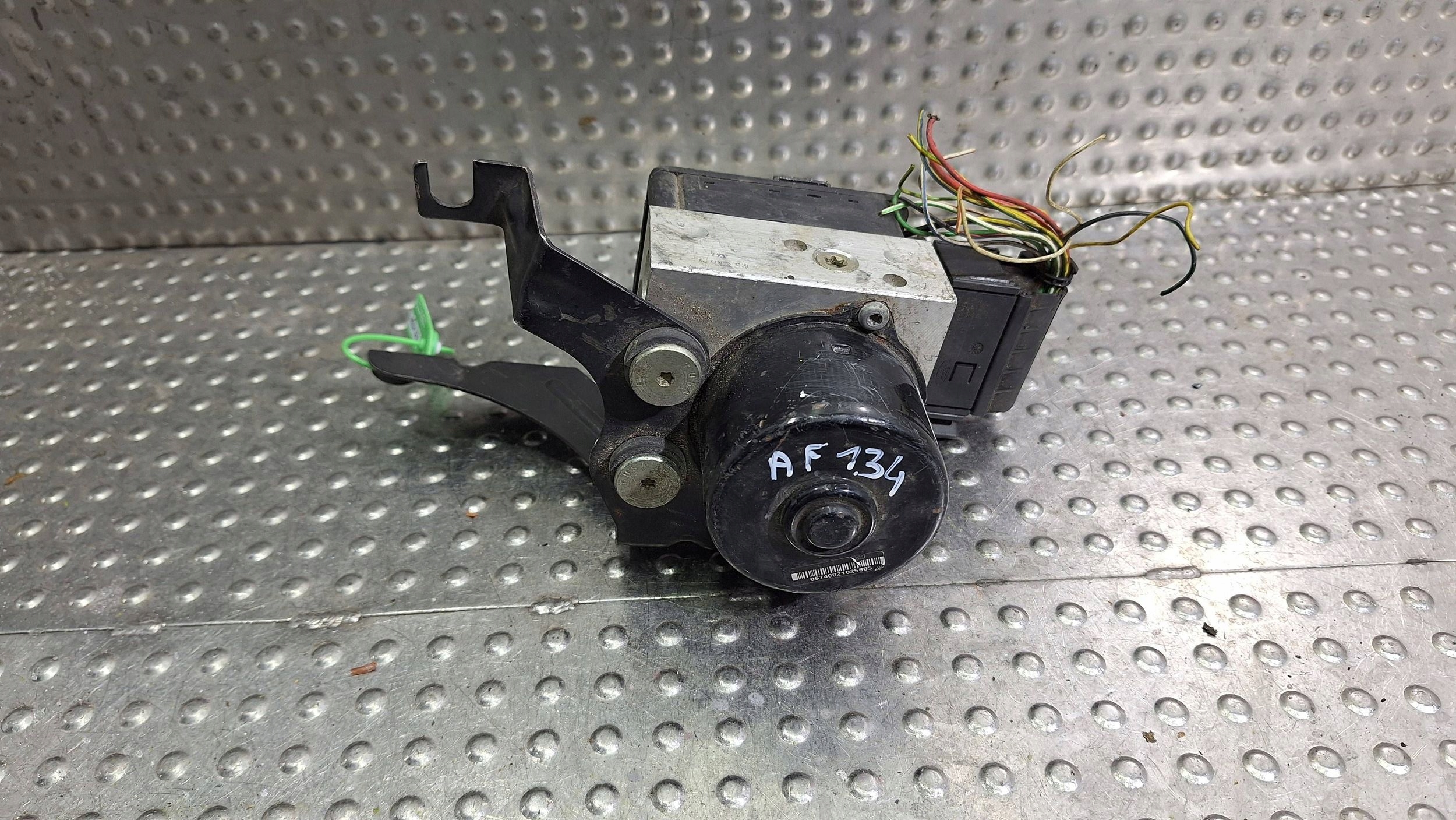 pump control unit ABS 10.0948-0105.3 98AG-2C285-CA FORD FOCUS MK1