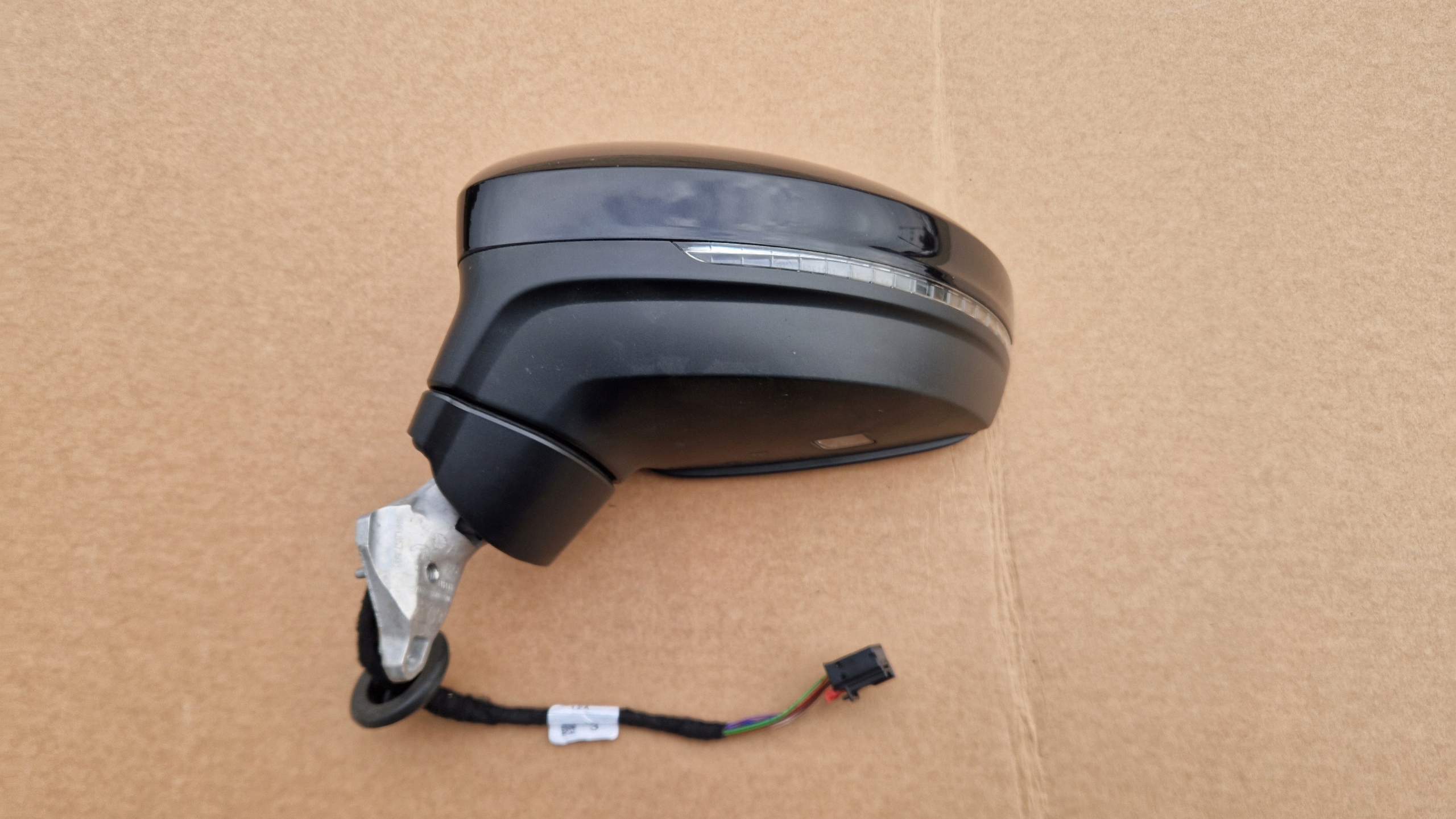 mirror VW TIGUAN 2016-2024 R colour LC9X 9 PIN complete